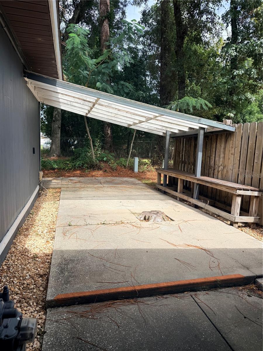 1701 SW 29TH TER