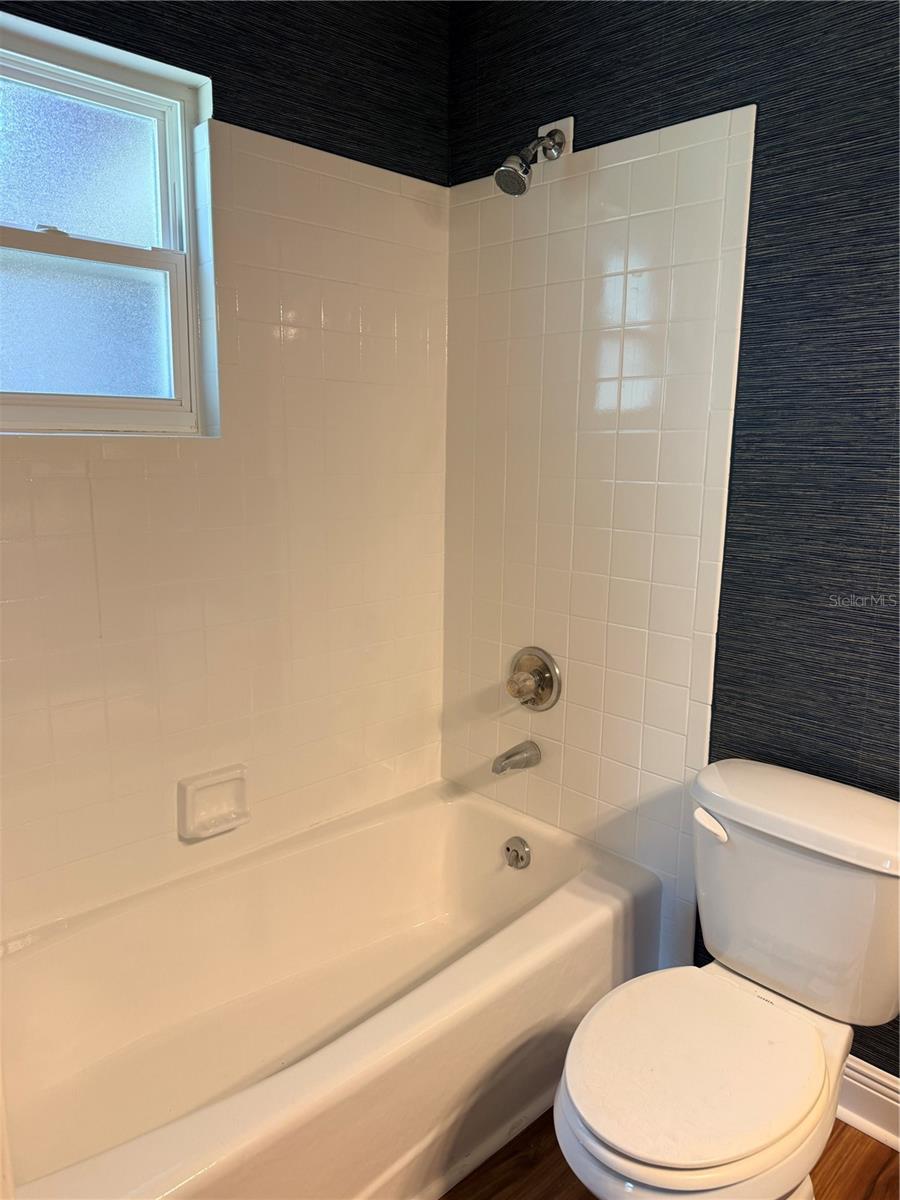 1701 SW 29TH TER