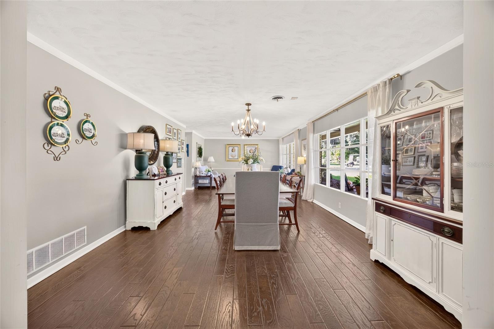 2020 SE 15TH LN
