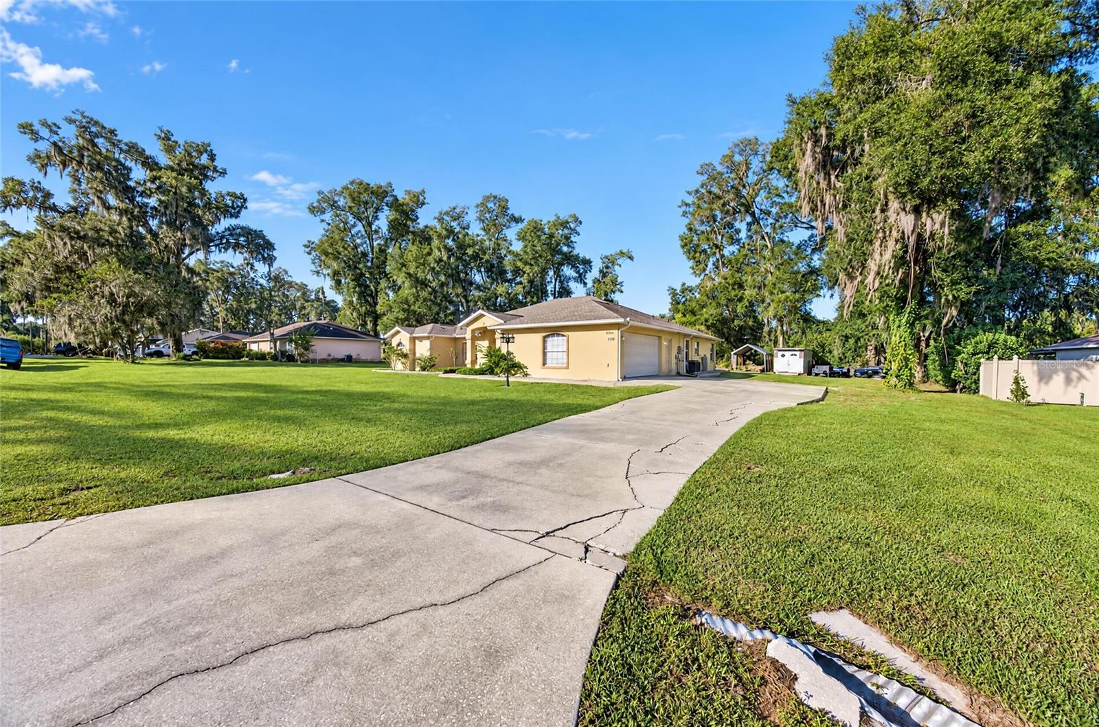 5542 NW 57TH AVE