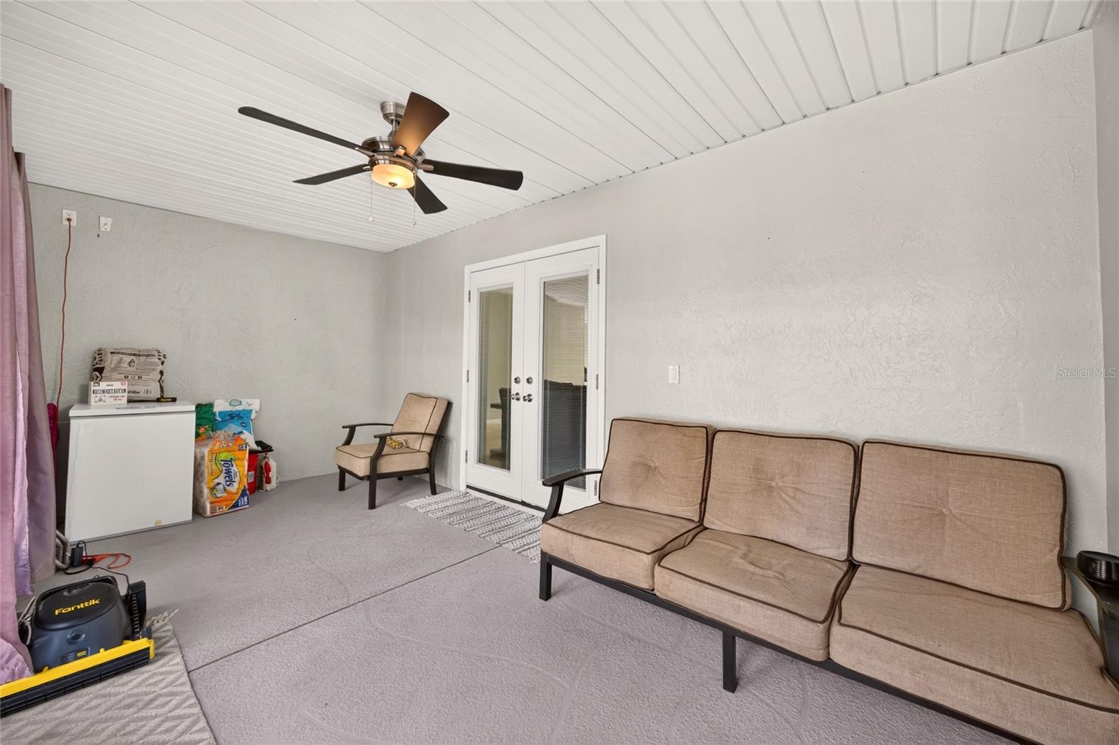 5542 NW 57TH AVE