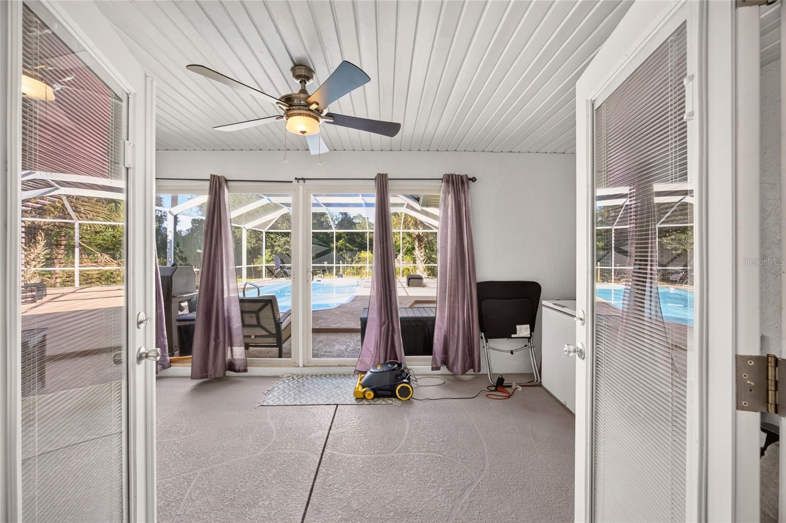 5542 NW 57TH AVE