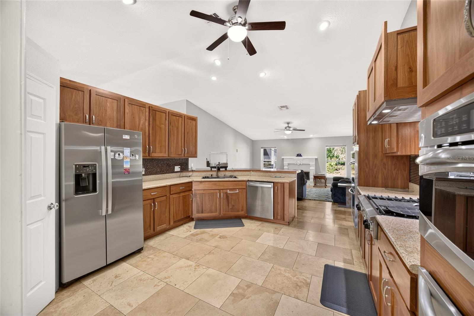 5542 NW 57TH AVE