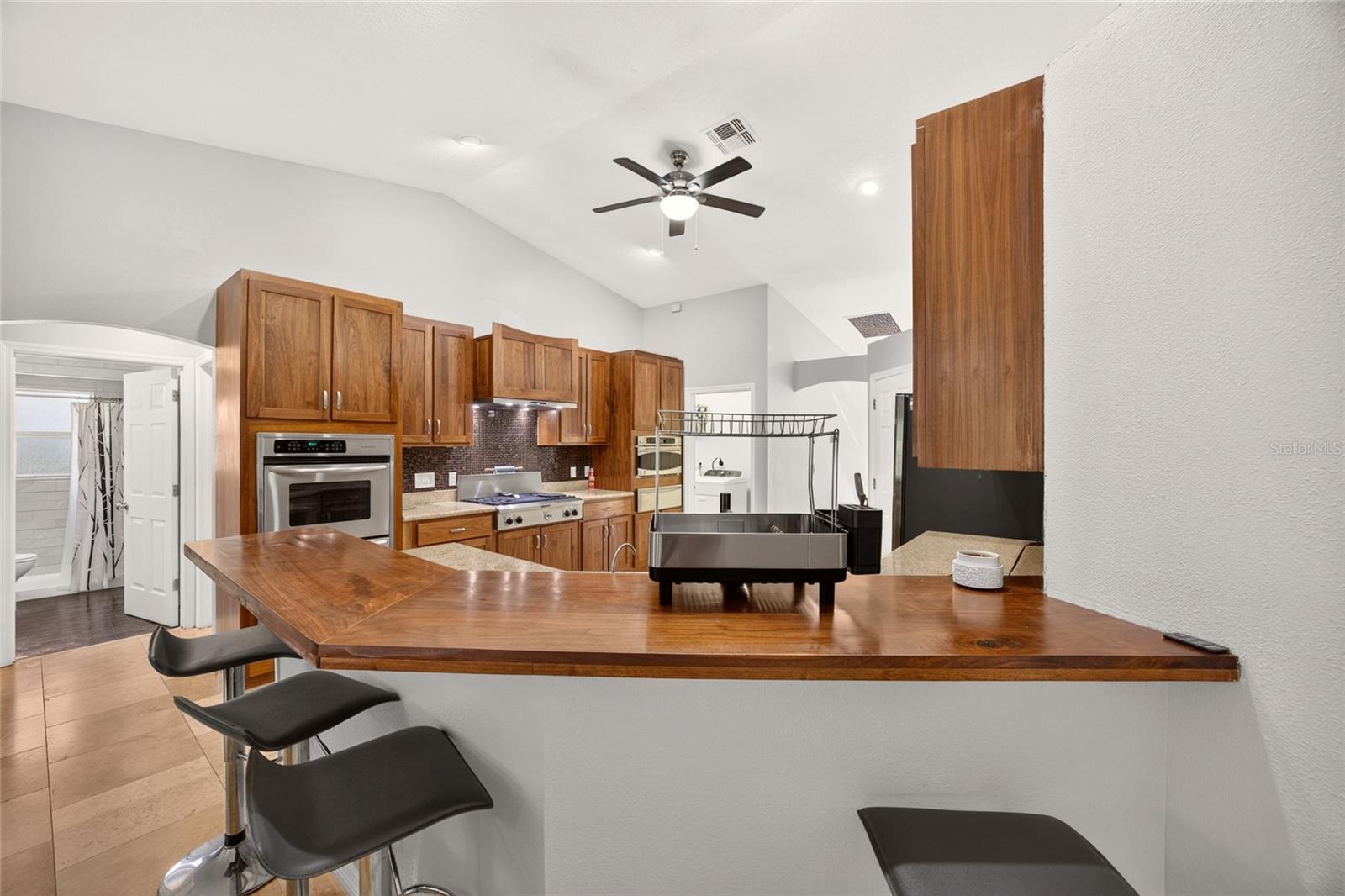 5542 NW 57TH AVE