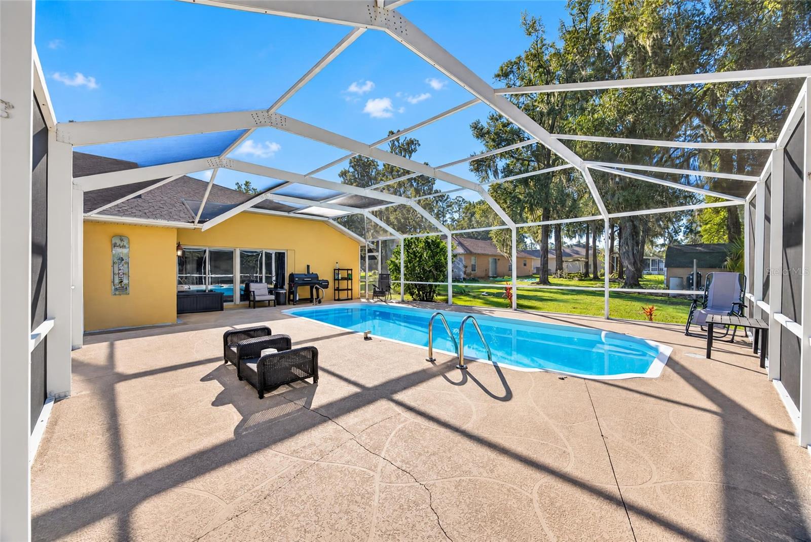 5542 NW 57TH AVE