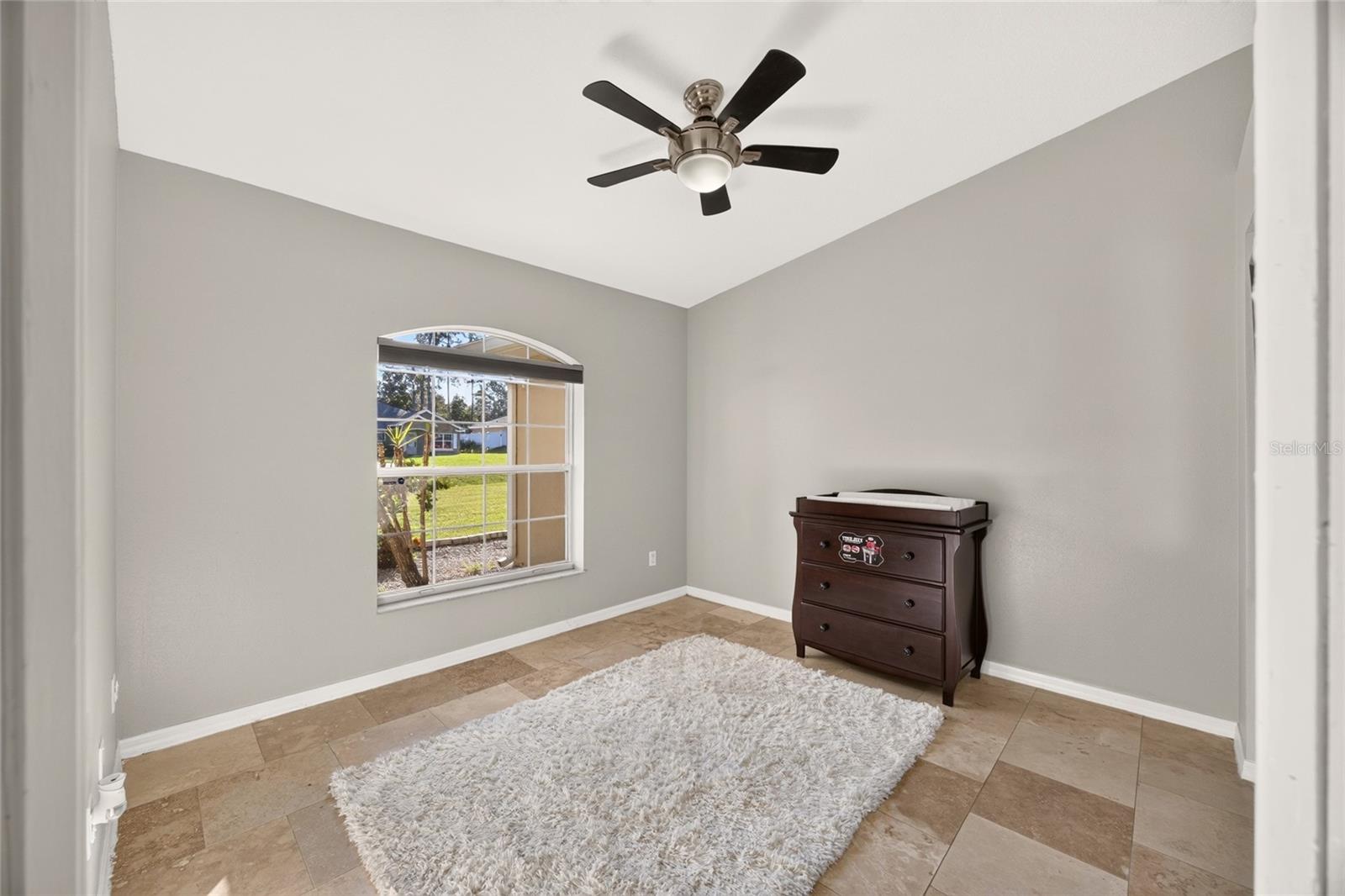 5542 NW 57TH AVE
