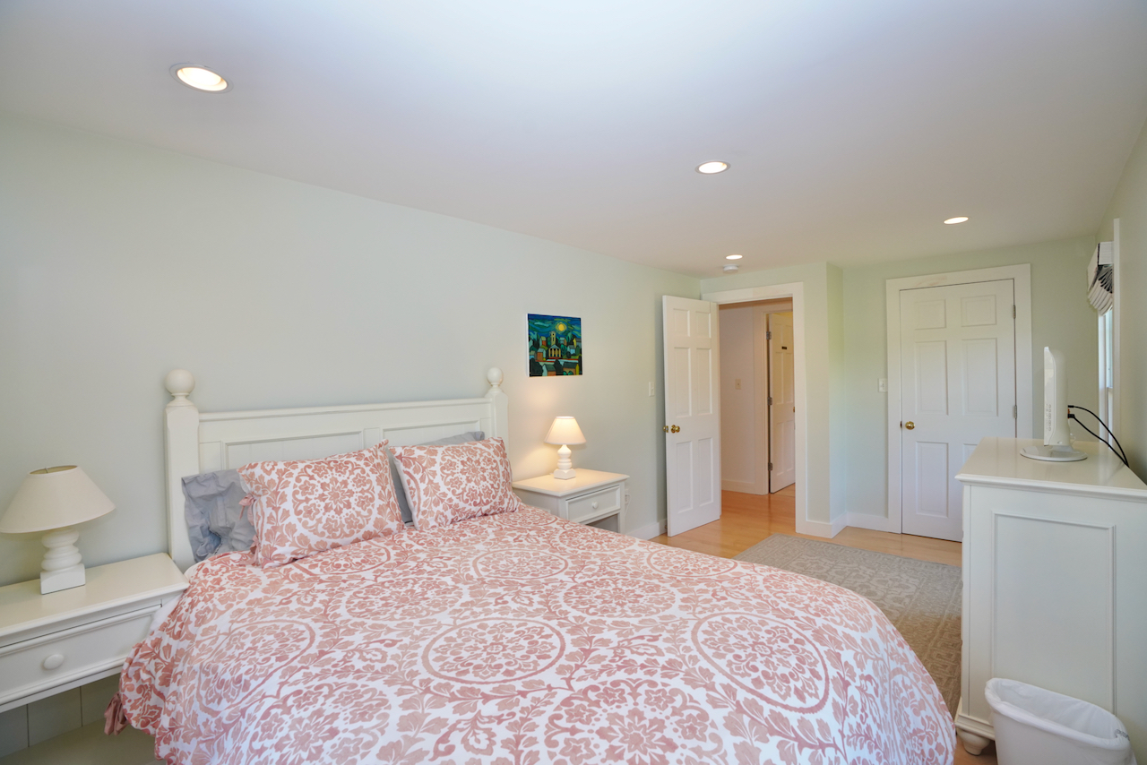 25 Beetle Swamp Road