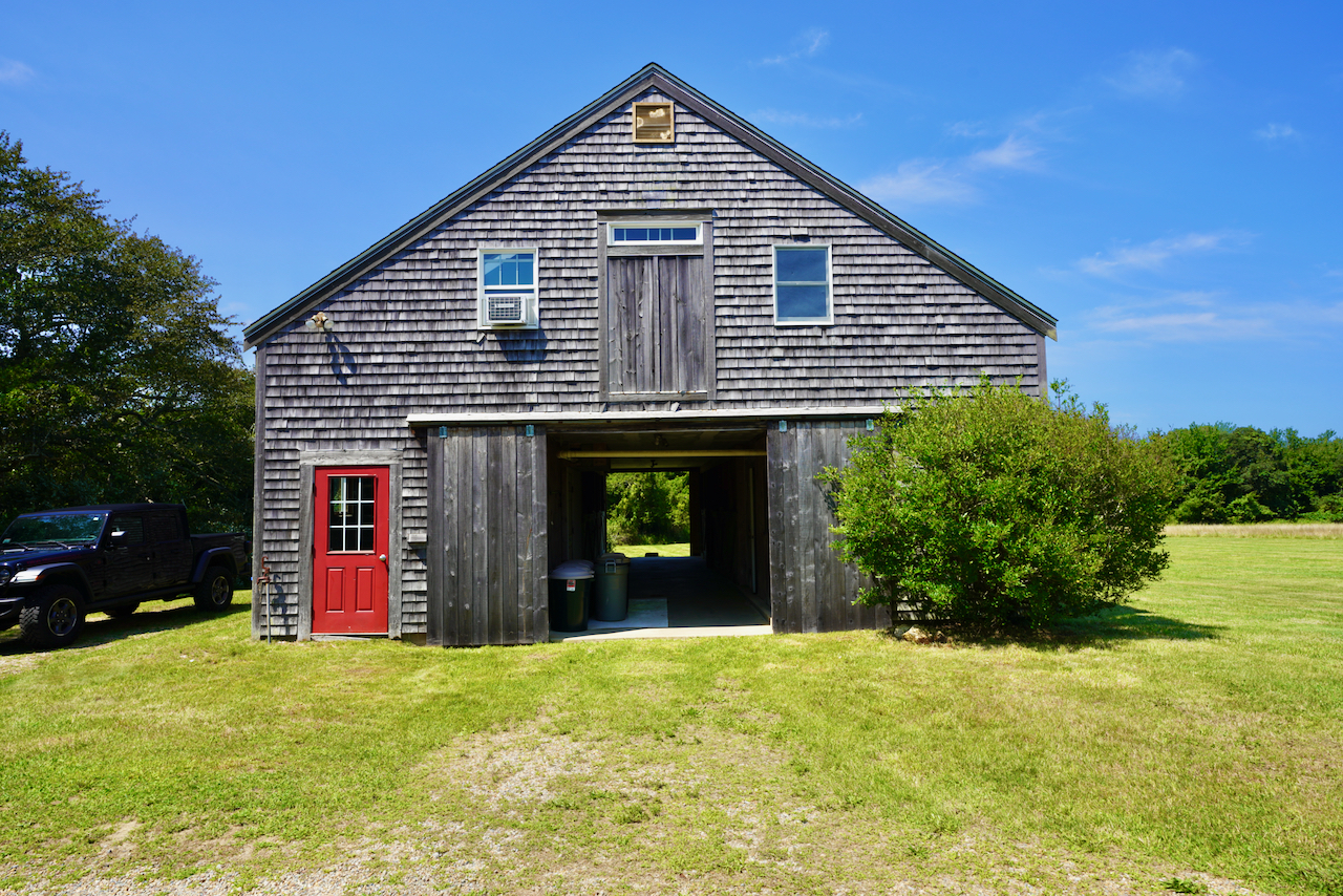 25 Beetle Swamp Road