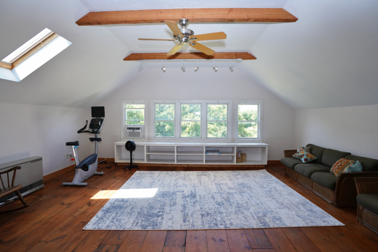 25 Beetle Swamp Road