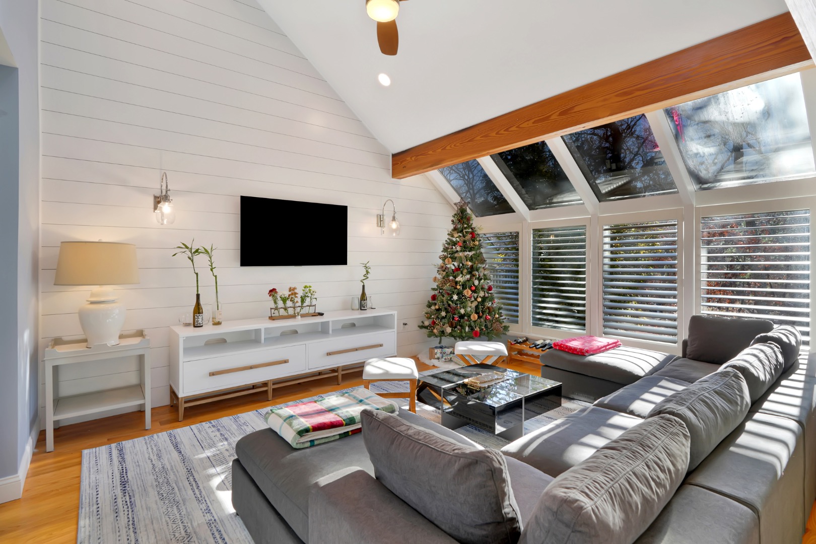 7 Meetinghouse Village Way