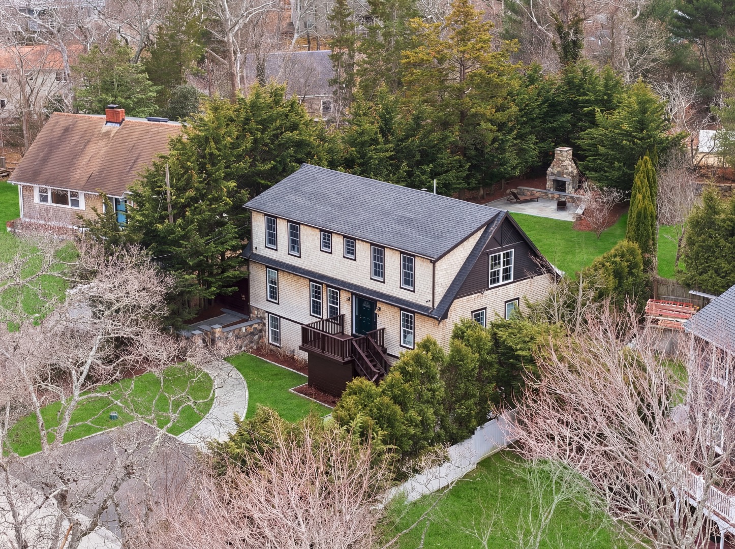 21 Davis Street