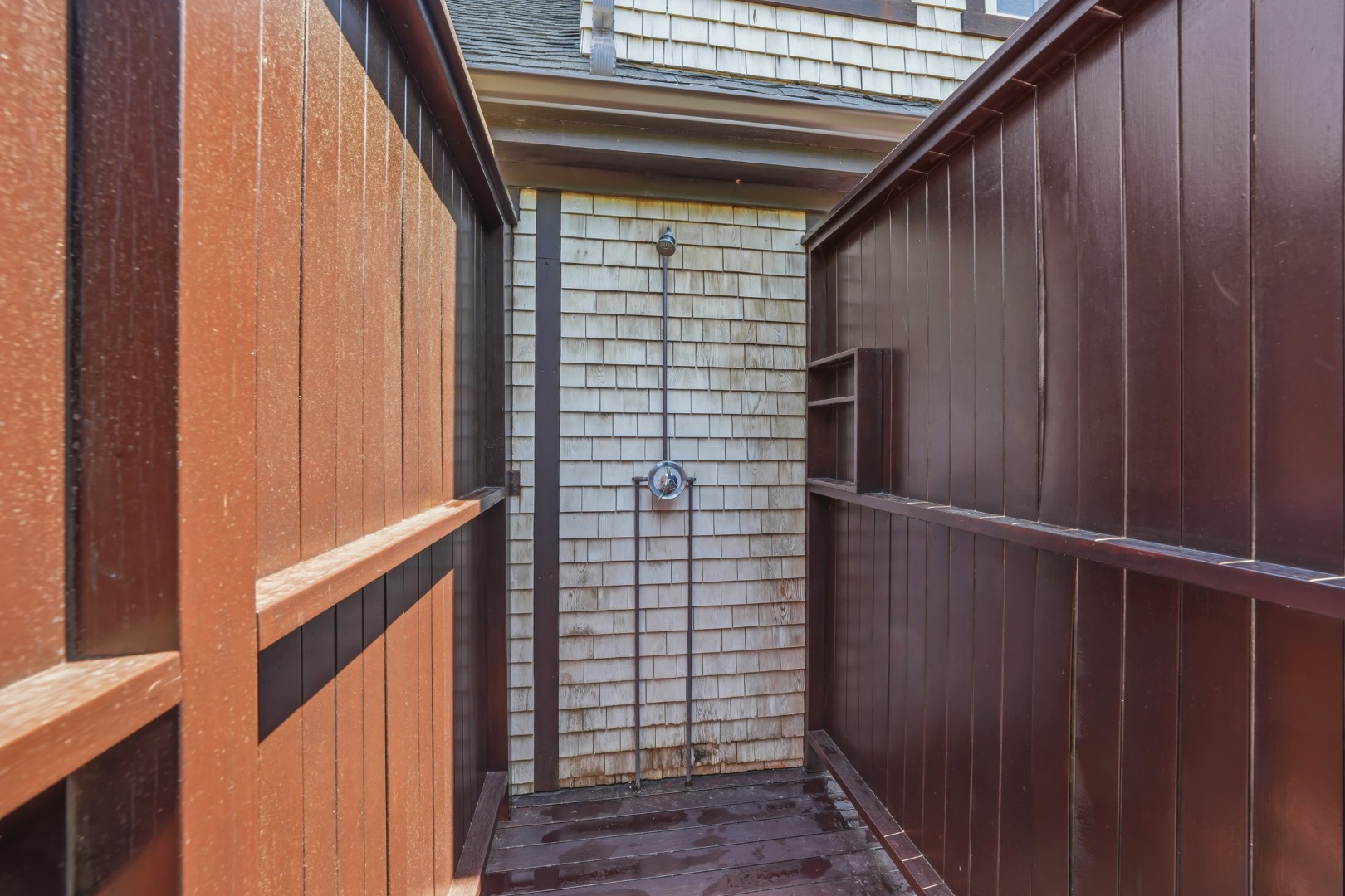 21 Davis Street