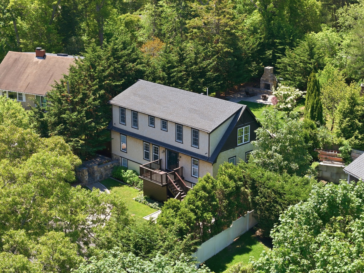 21 Davis Street