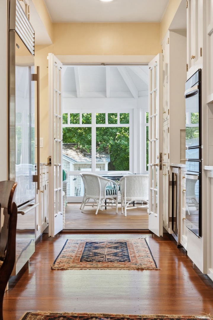 14 Thayer Street