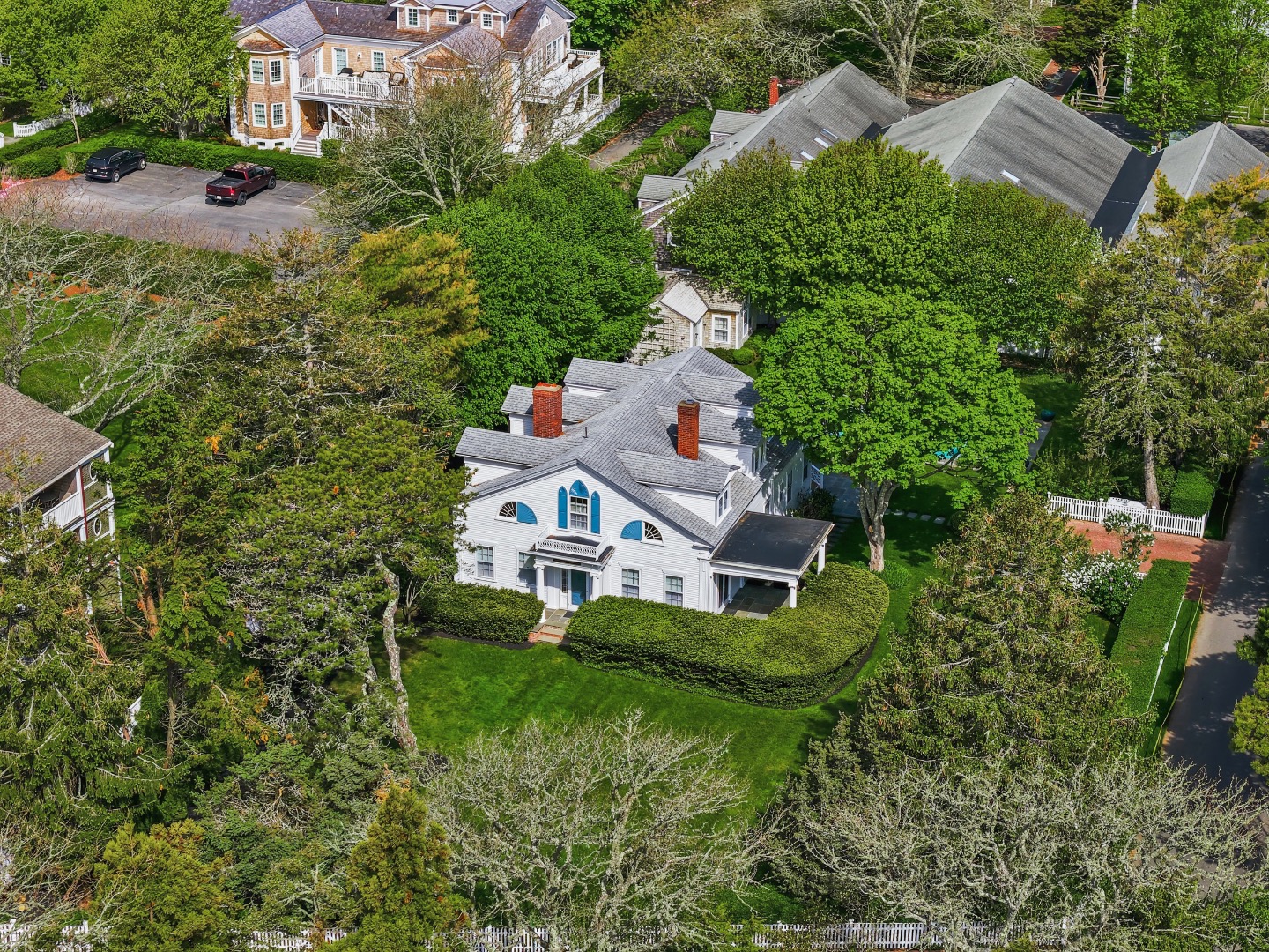 14 Thayer Street