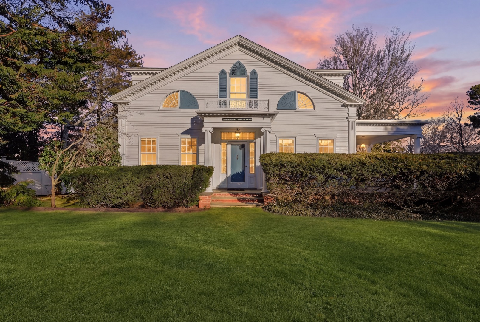 14 Thayer Street
