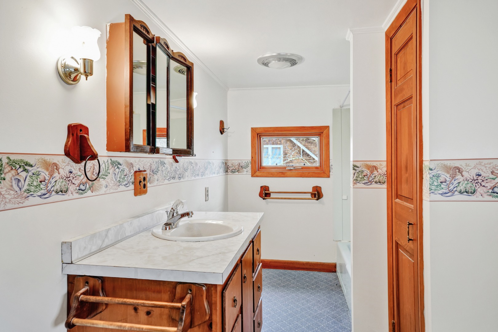 119 North William Street