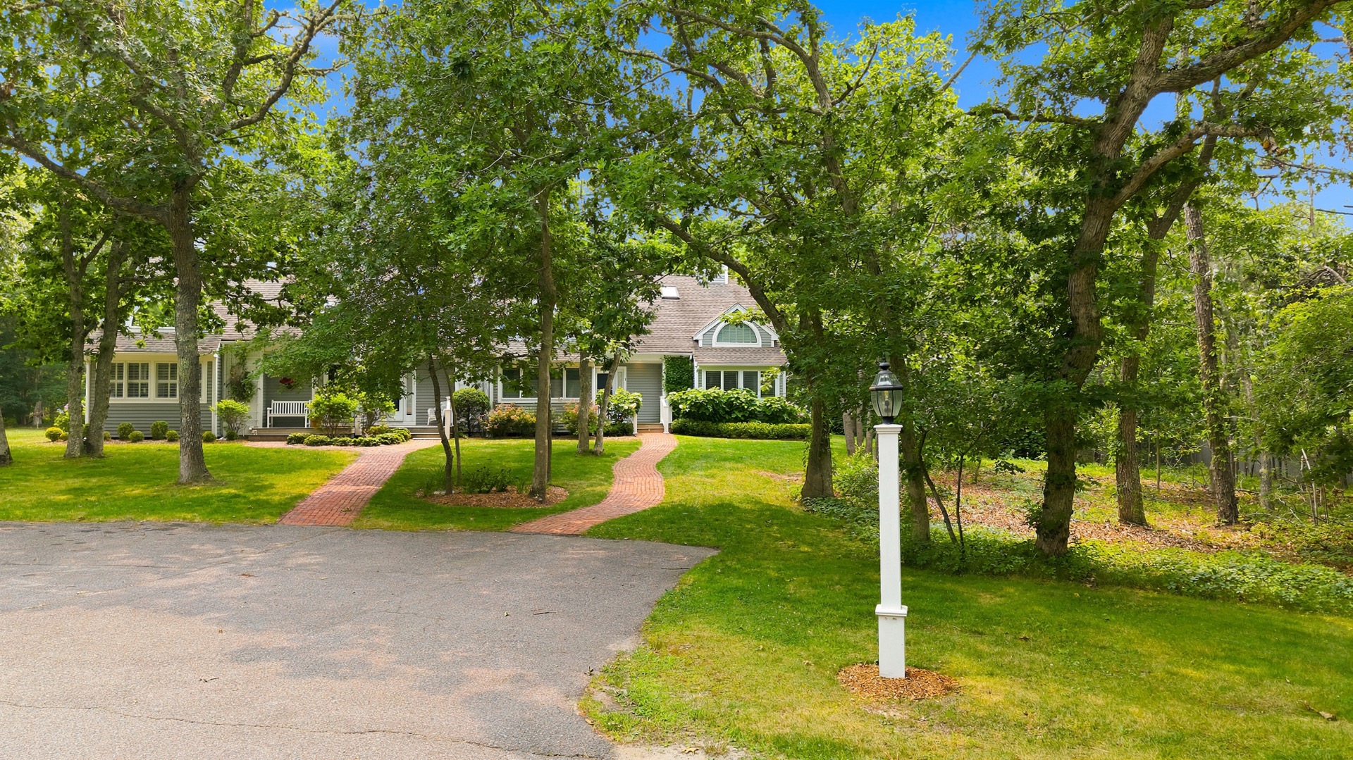 7 Meetinghouse Village Way