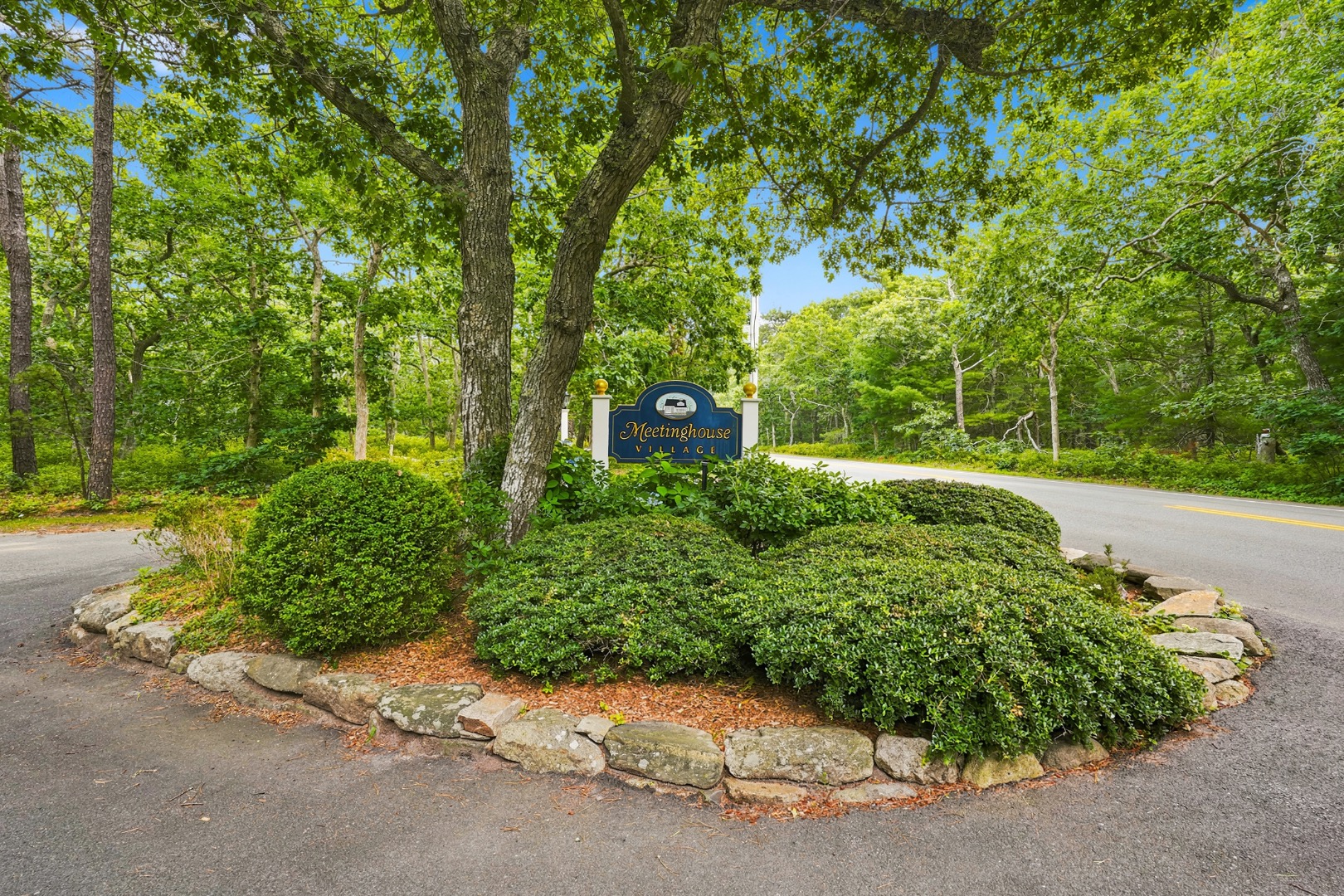 7 Meetinghouse Village Way