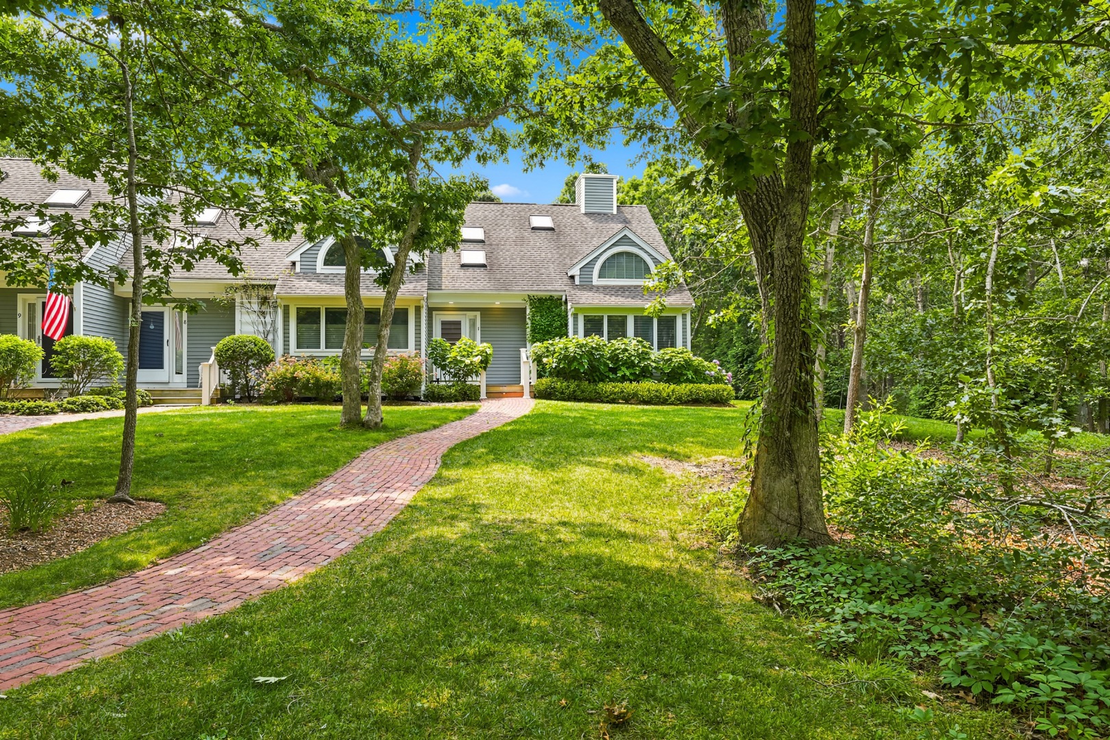 7 Meetinghouse Village Way