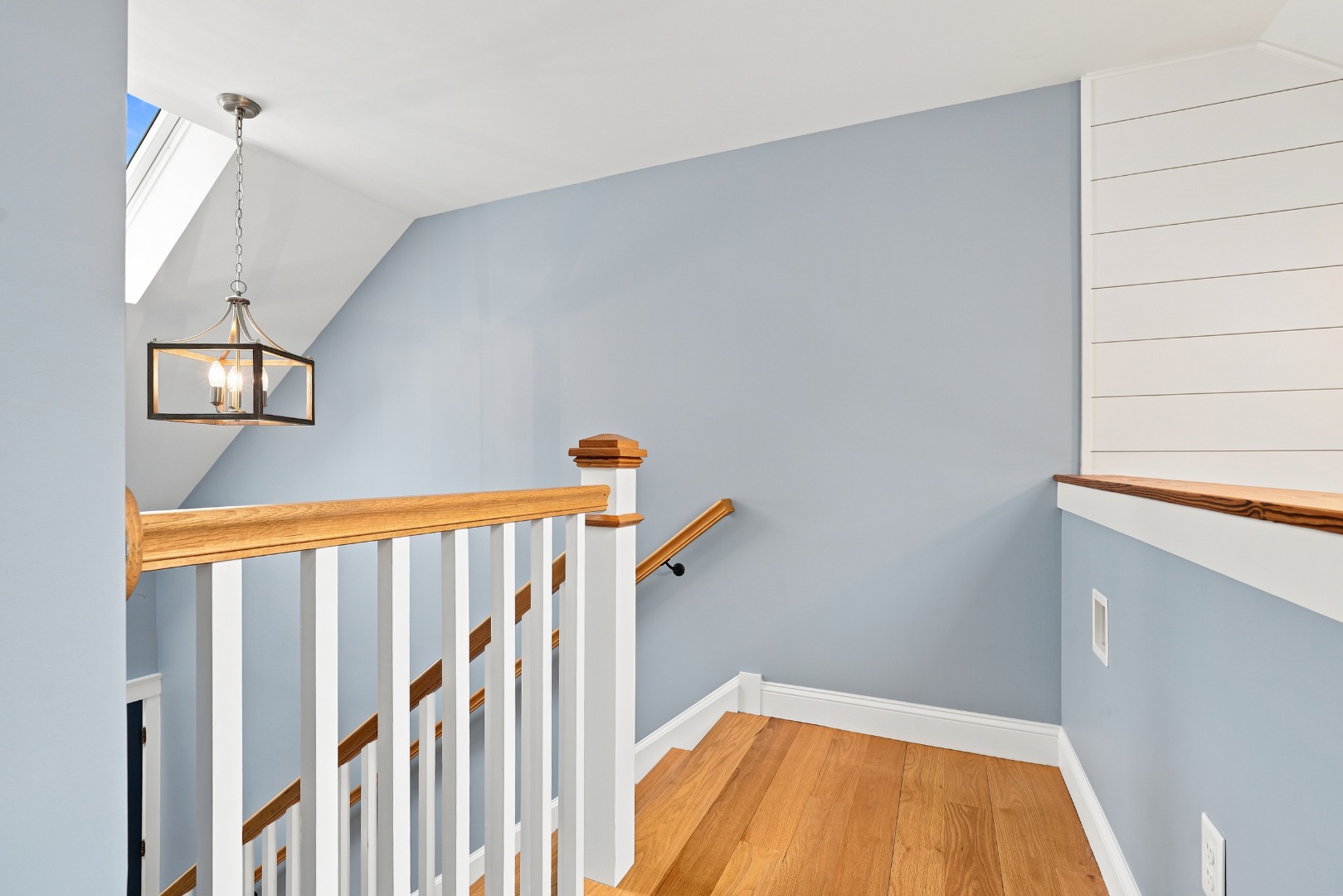 7 Meetinghouse Village Way