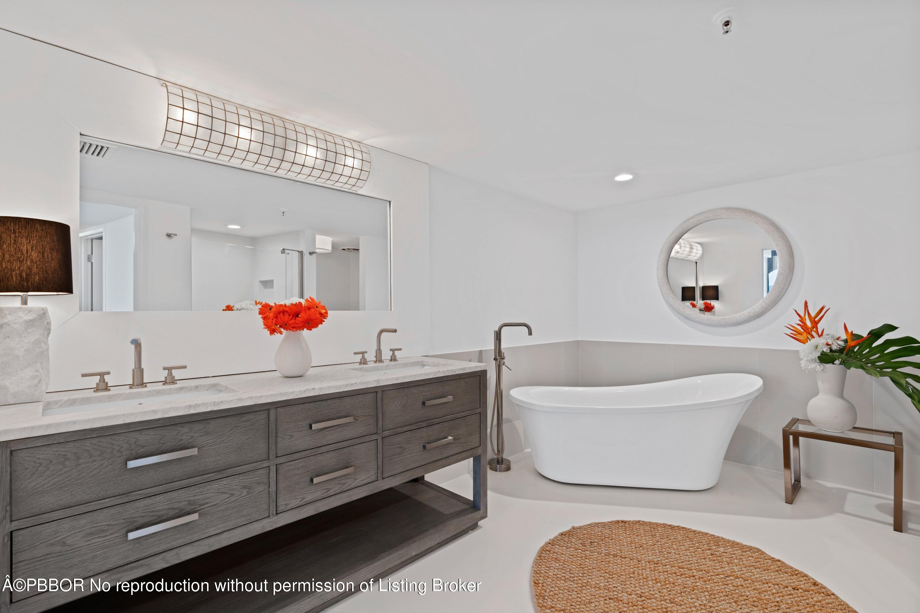 3360 S Ocean Boulevard, 2DII