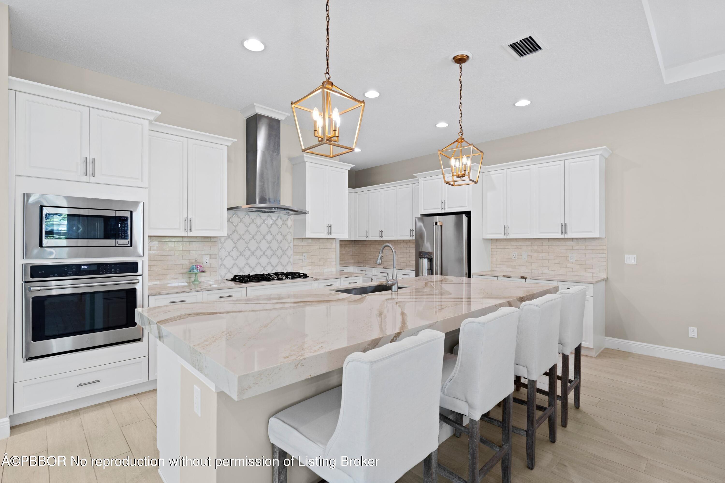 5623 Delacroix Terrace