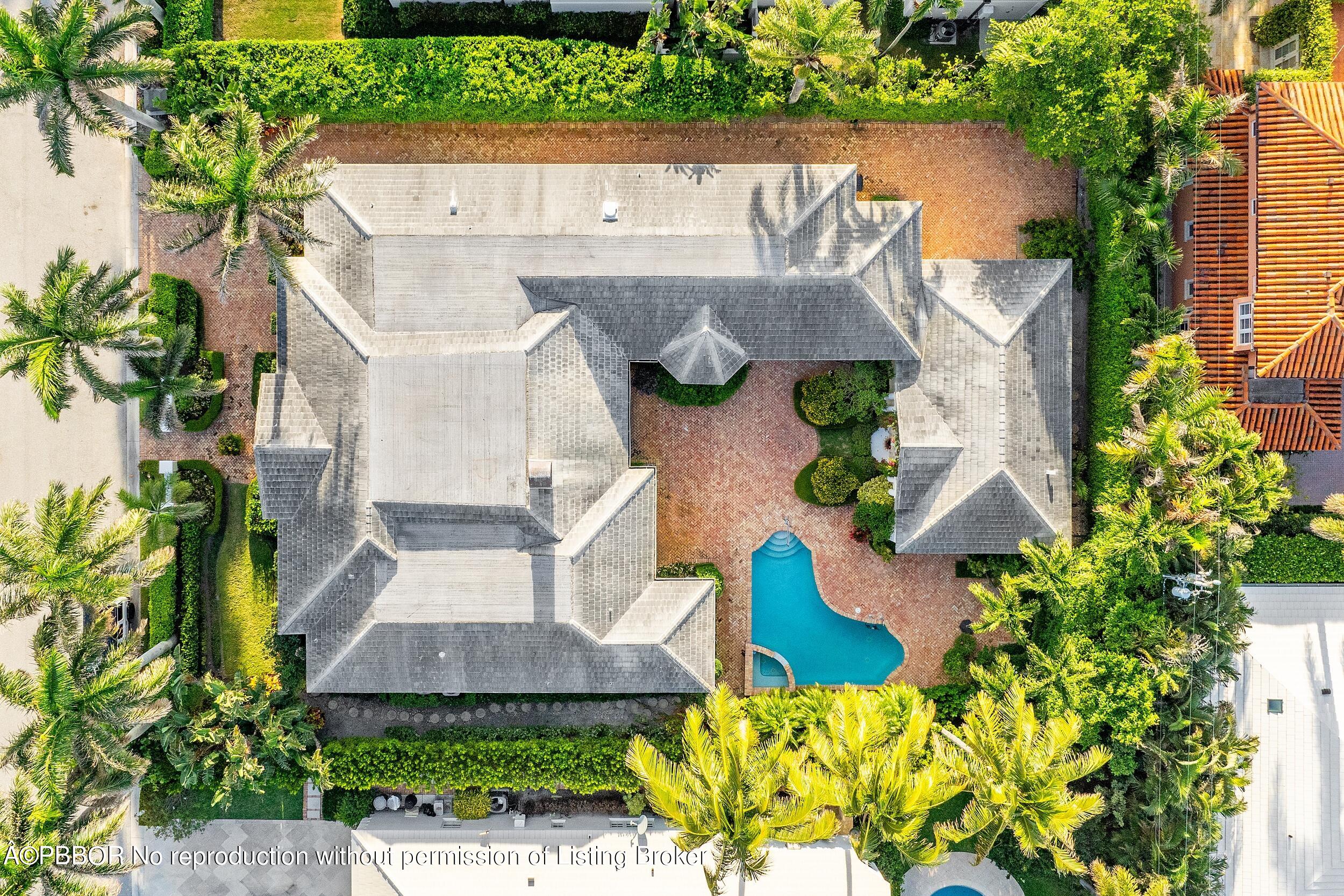 249 W Indies Drive