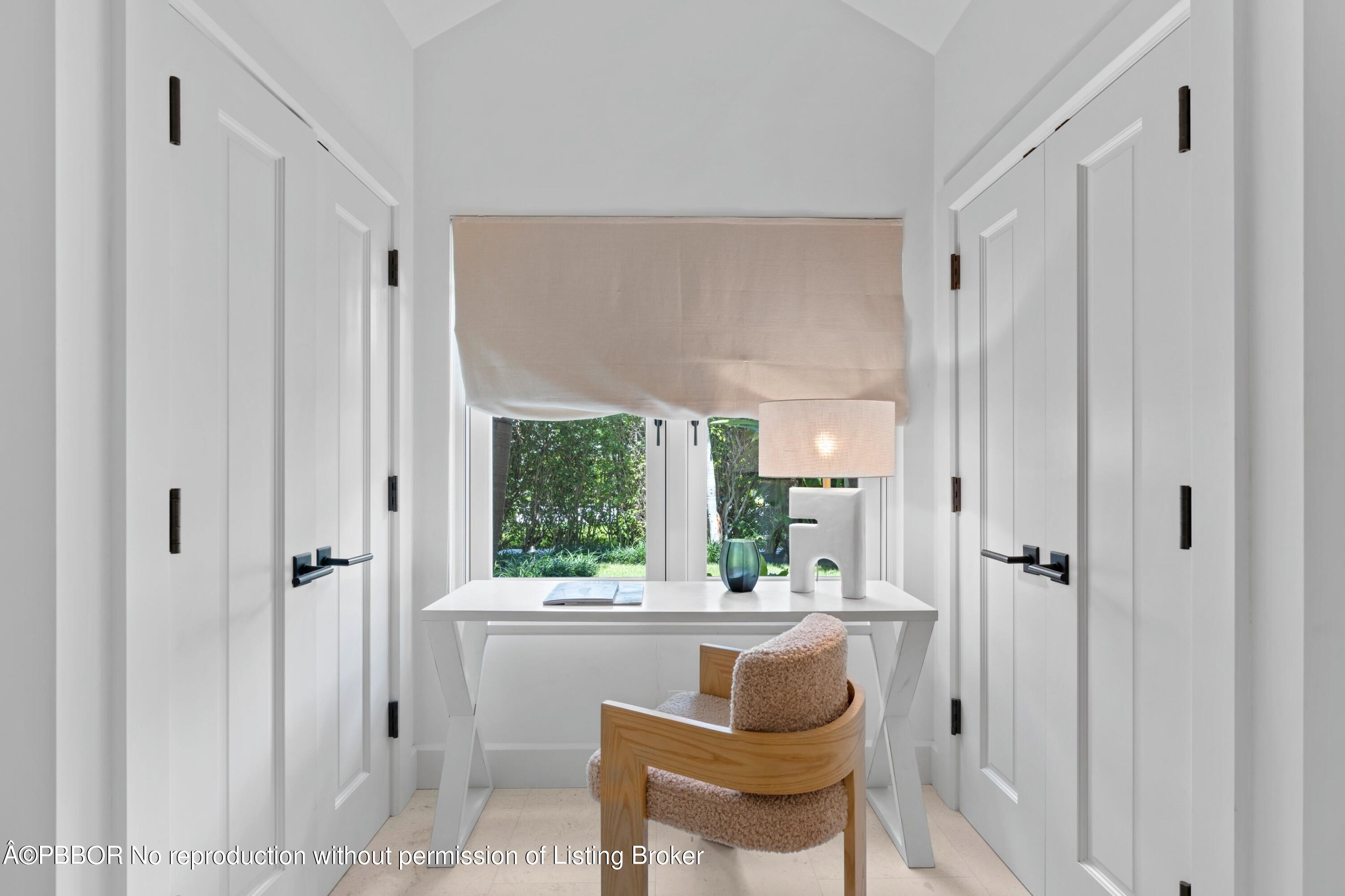 365 Hibiscus Avenue