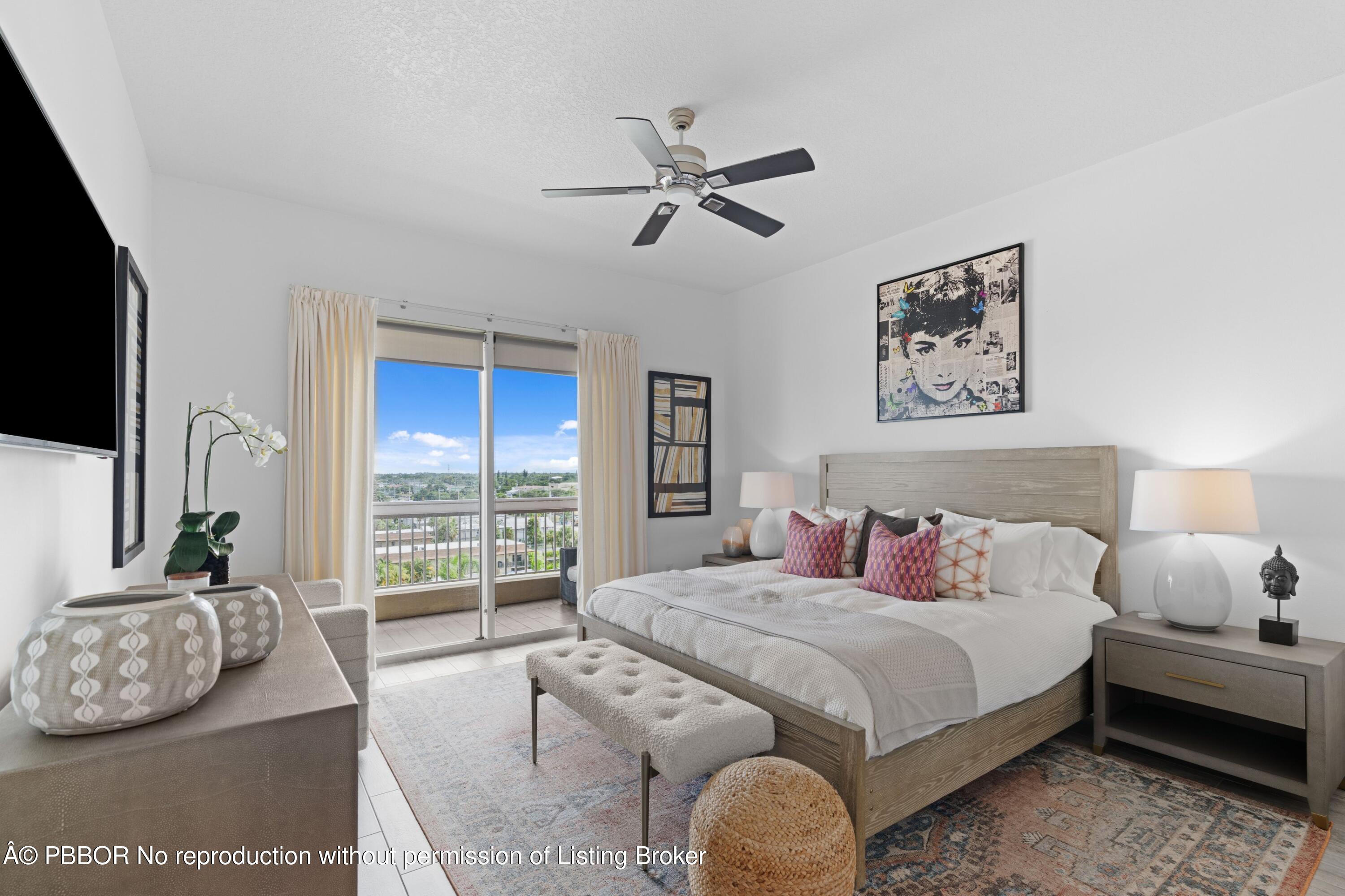 804 E Windward Way, 707