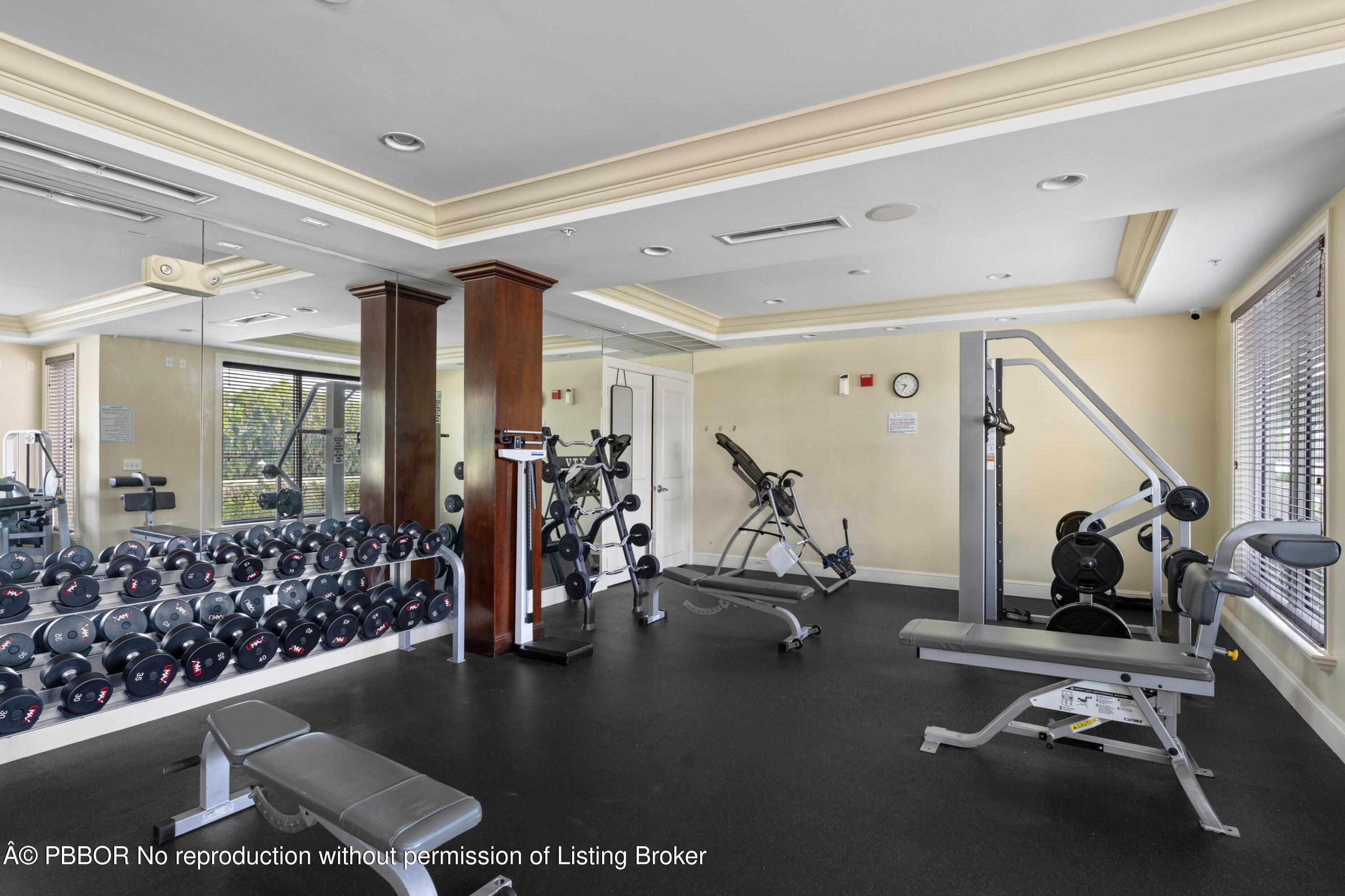 804 E Windward Way, 707