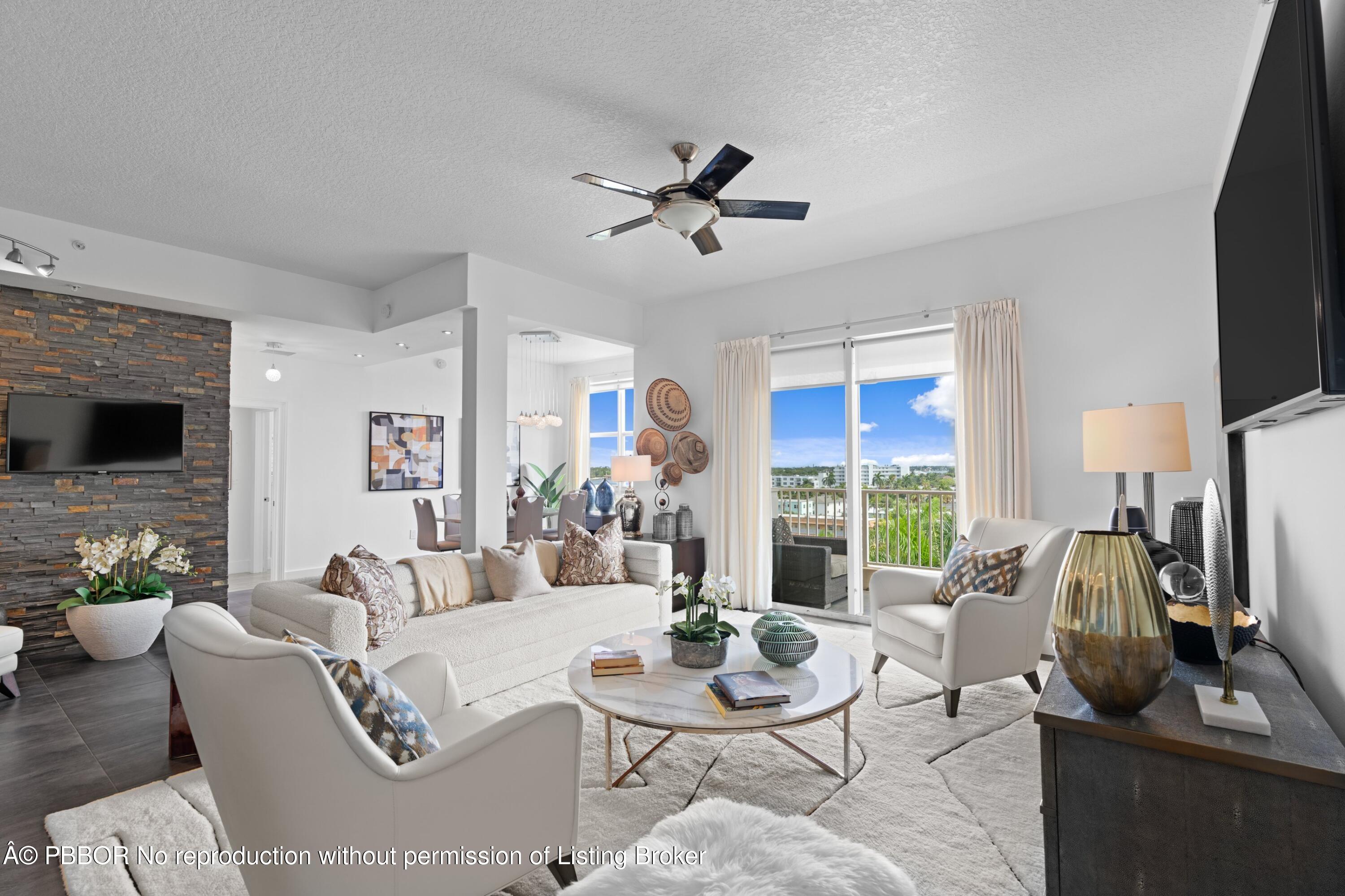 804 E Windward Way, 707