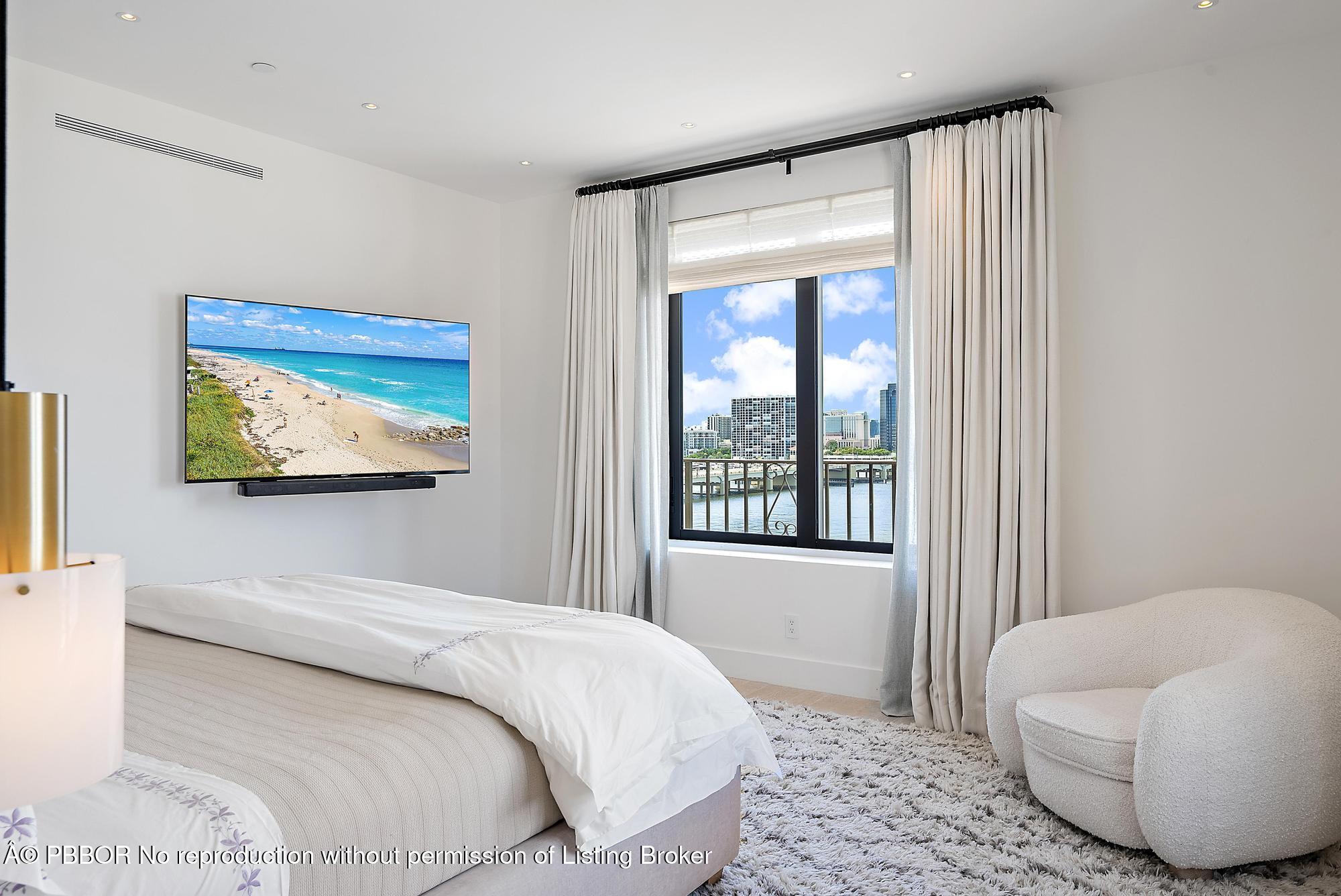 150 Bradley Place, 712