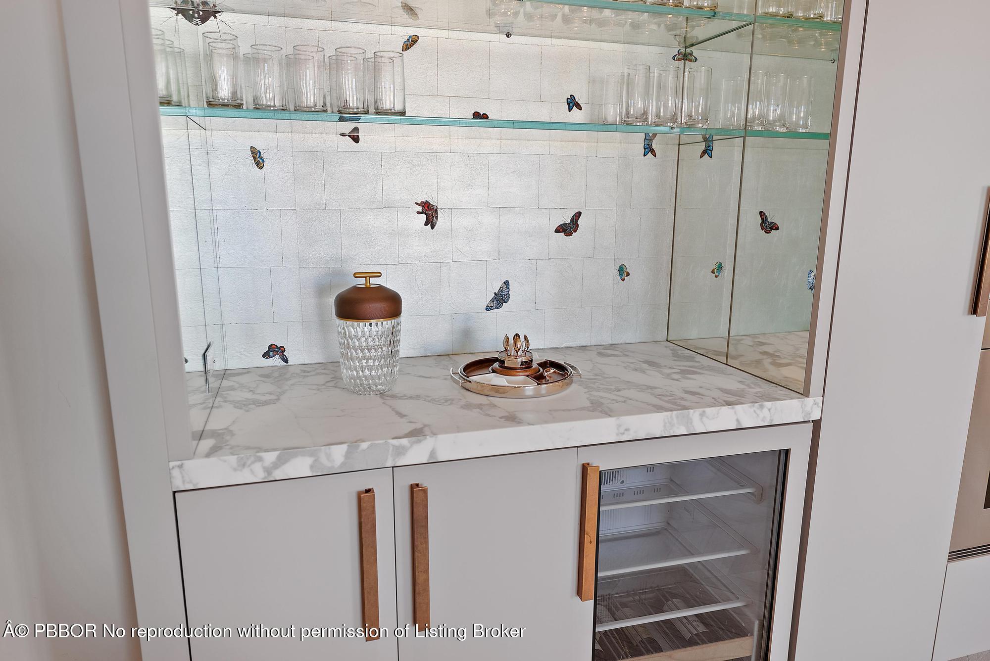 150 Bradley Place, 712