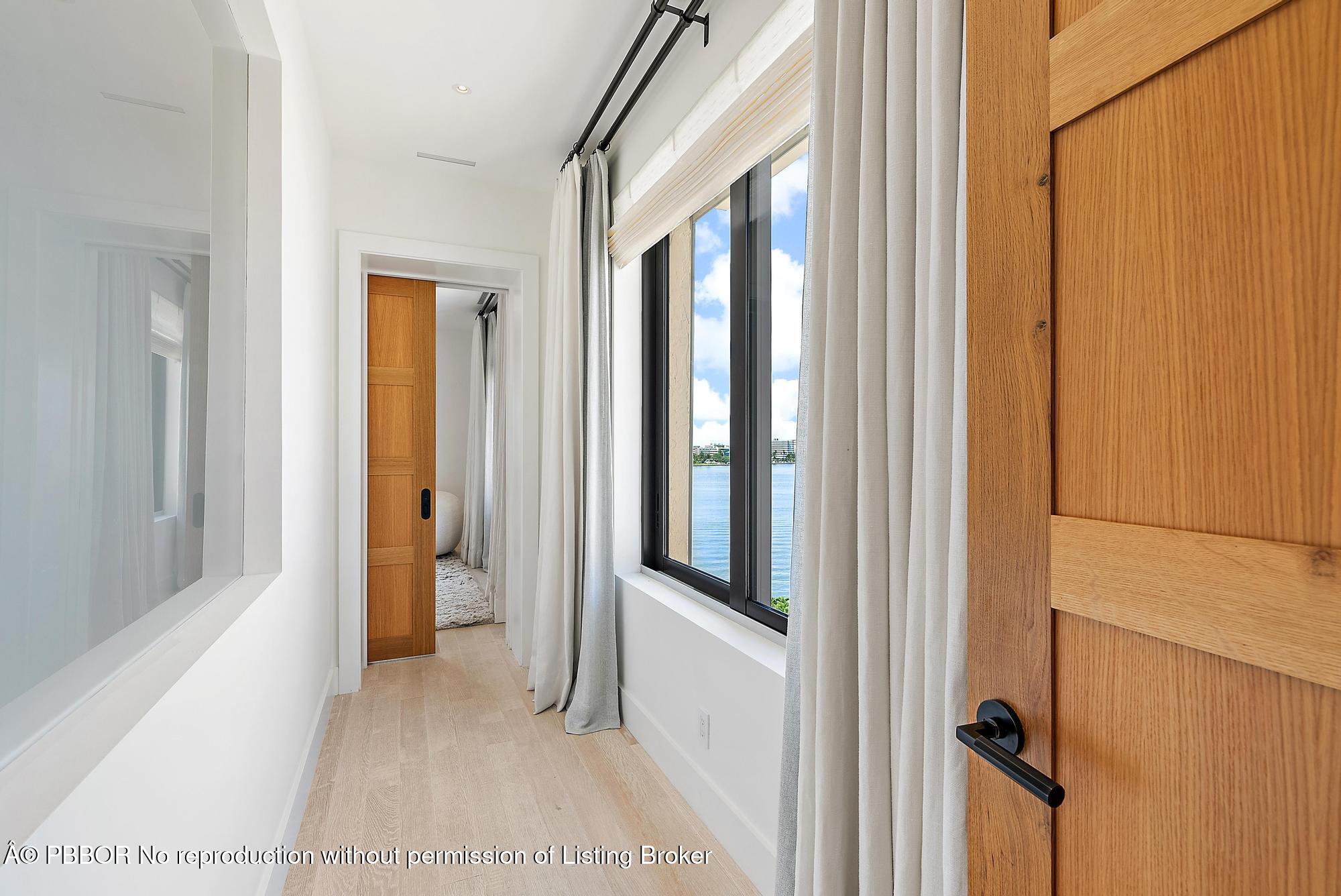 150 Bradley Place, 712