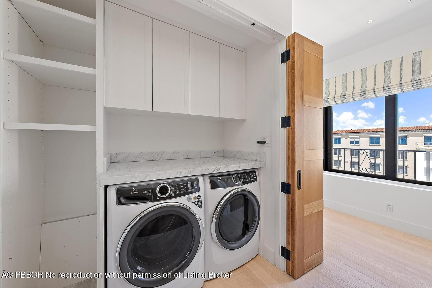 150 Bradley Place, 712