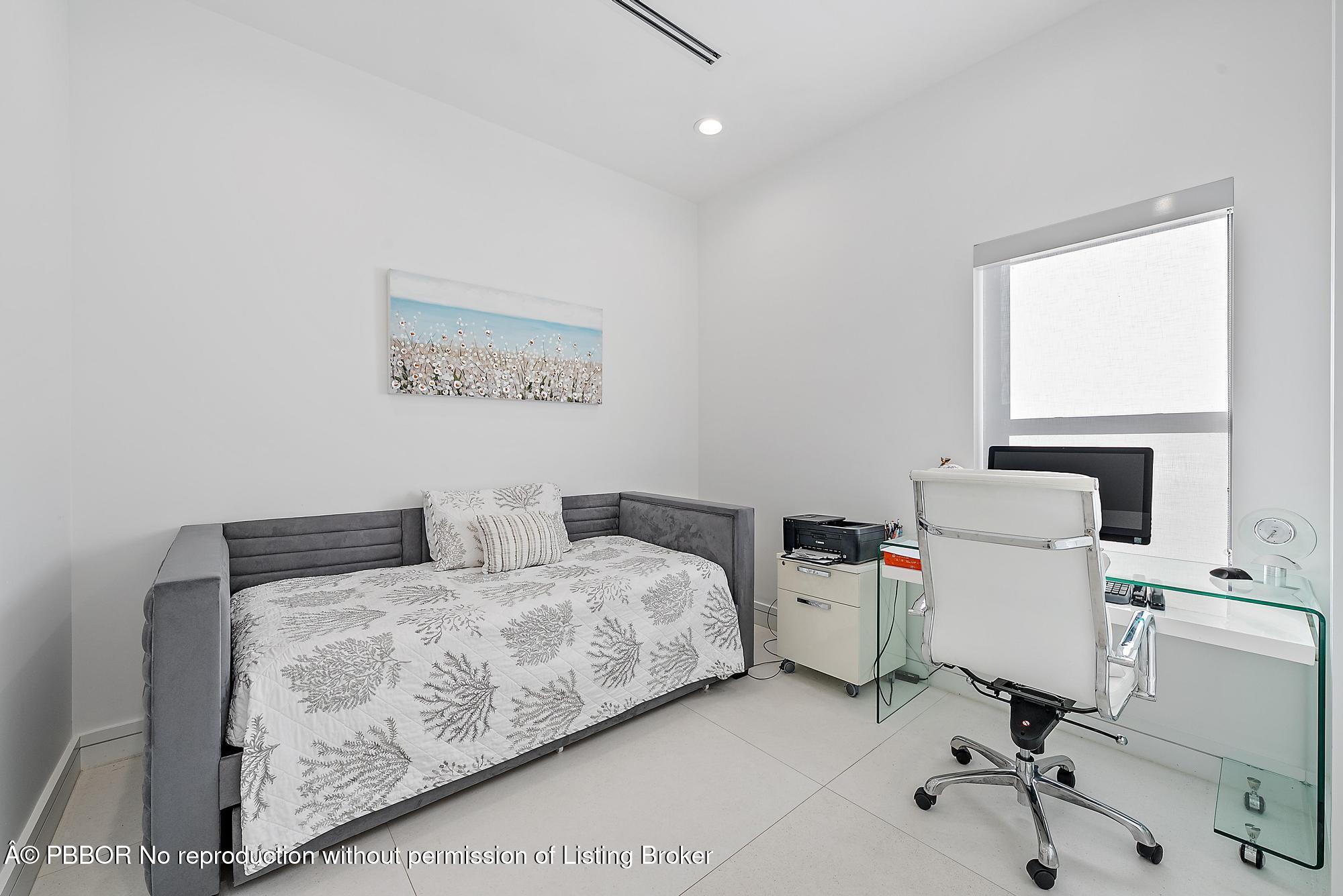 1801 N Lakeside Drive