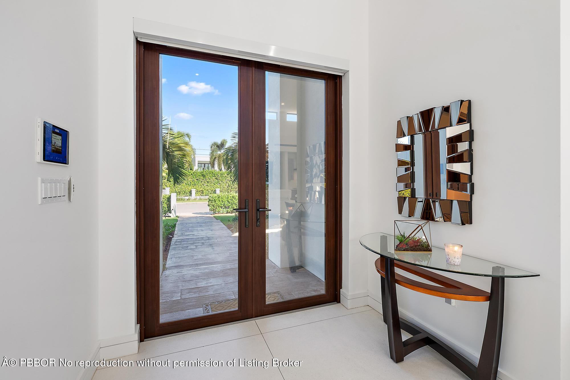 1801 N Lakeside Drive