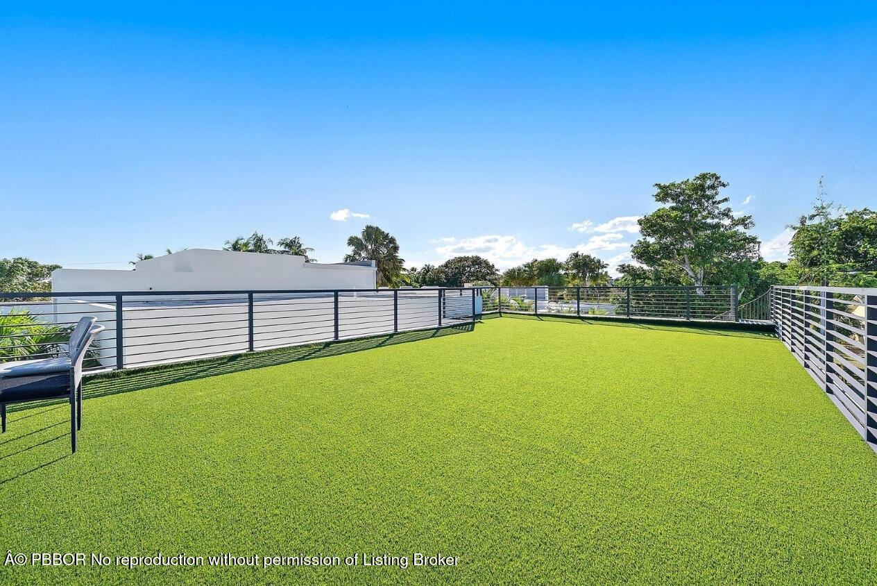 1801 N Lakeside Drive