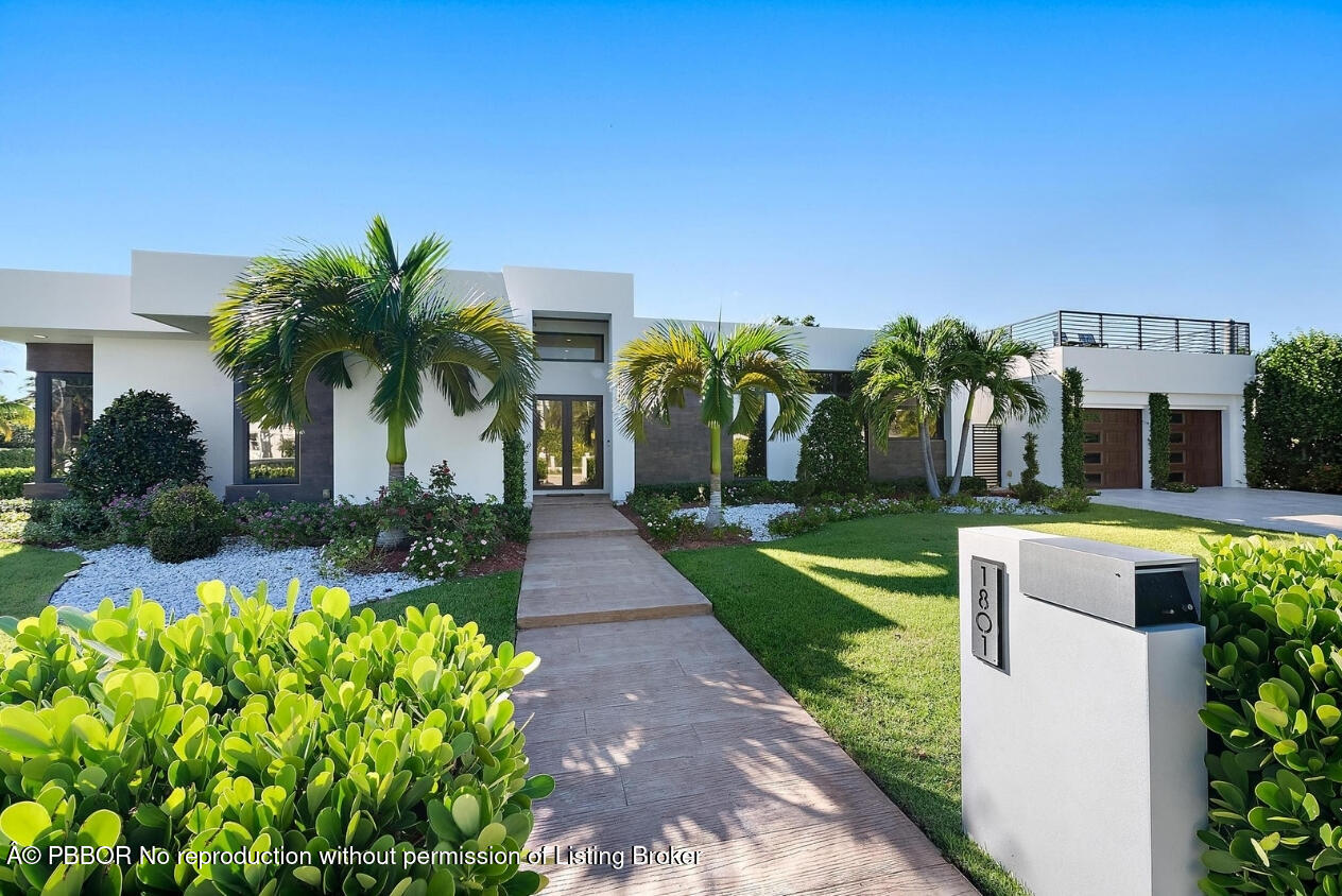 1801 N Lakeside Drive