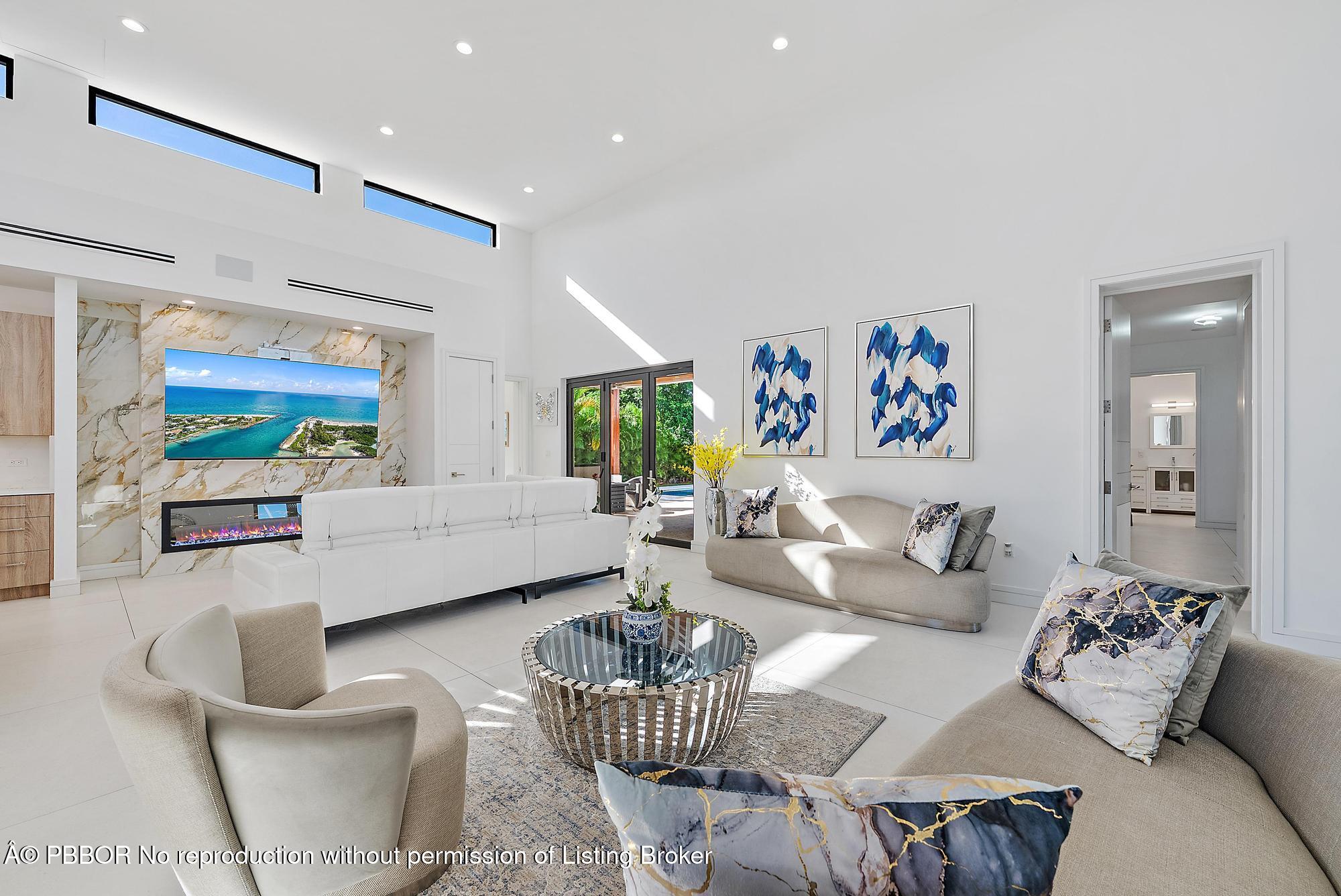 1801 N Lakeside Drive