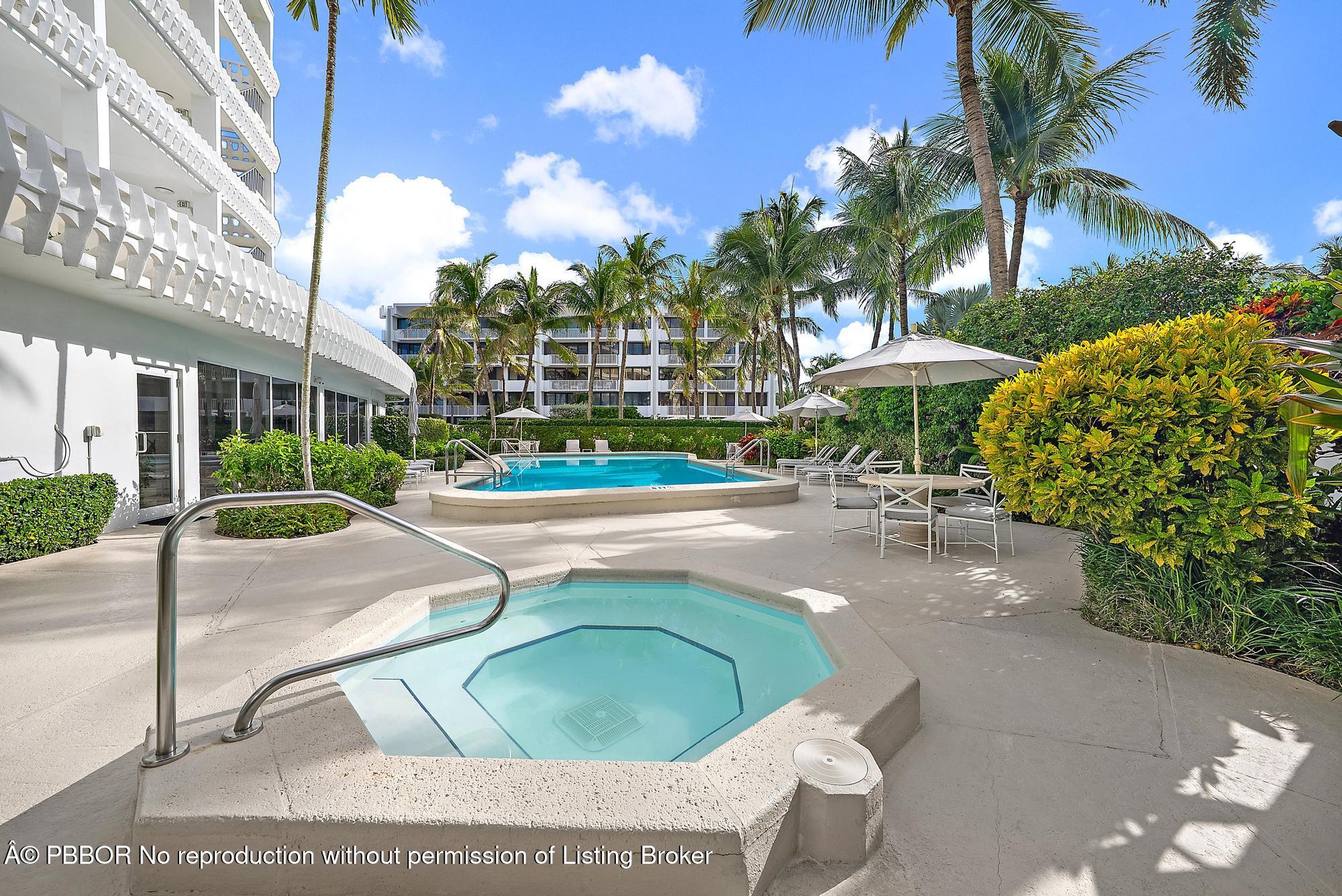 300 S Ocean Boulevard, 2E, Palm Beach Unit: 2E