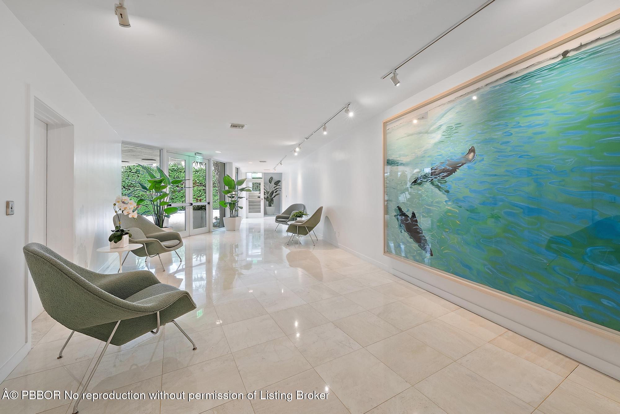 300 S Ocean Boulevard, 2E, Palm Beach Unit: 2E