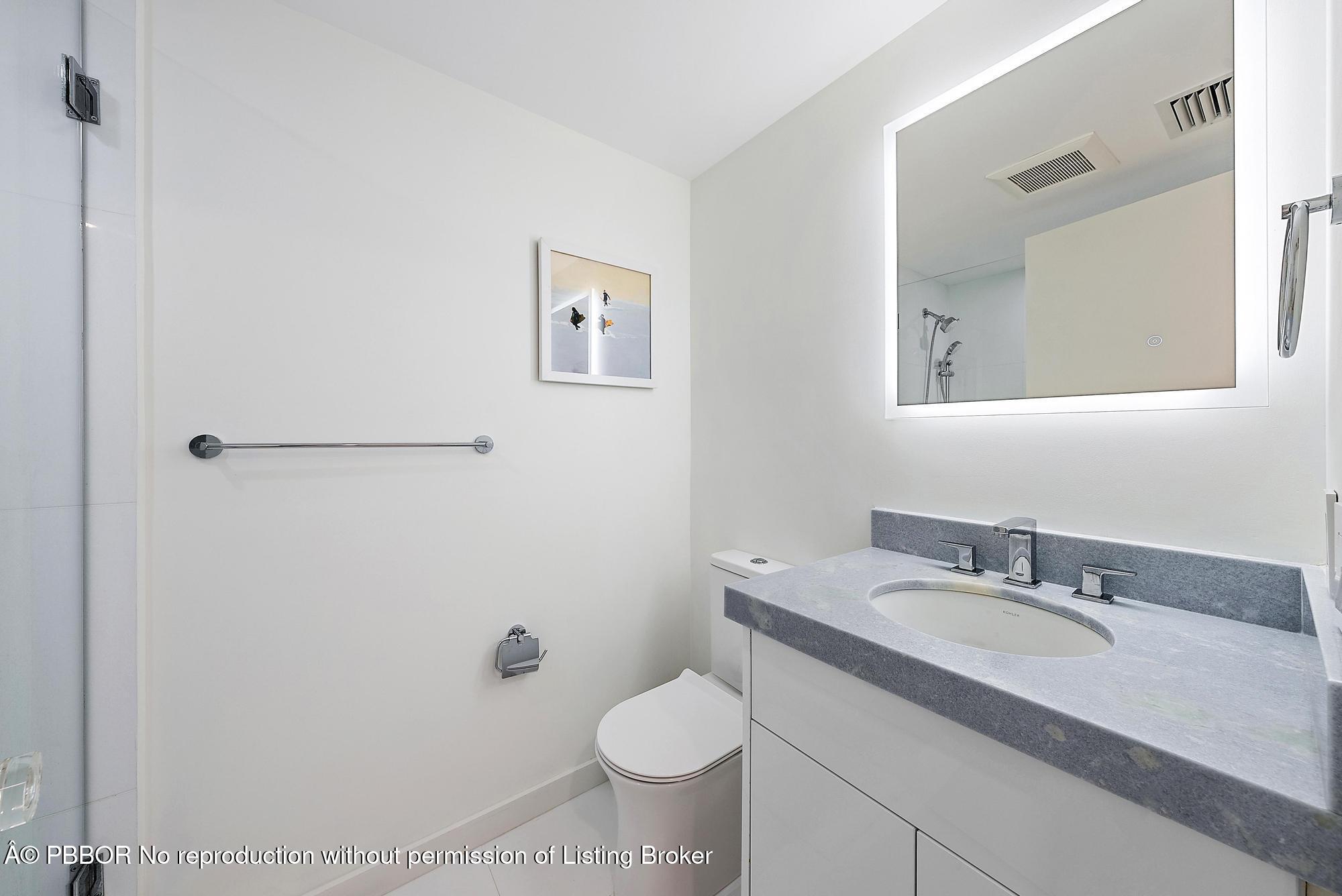 300 S Ocean Boulevard, 2E, Palm Beach Unit: 2E