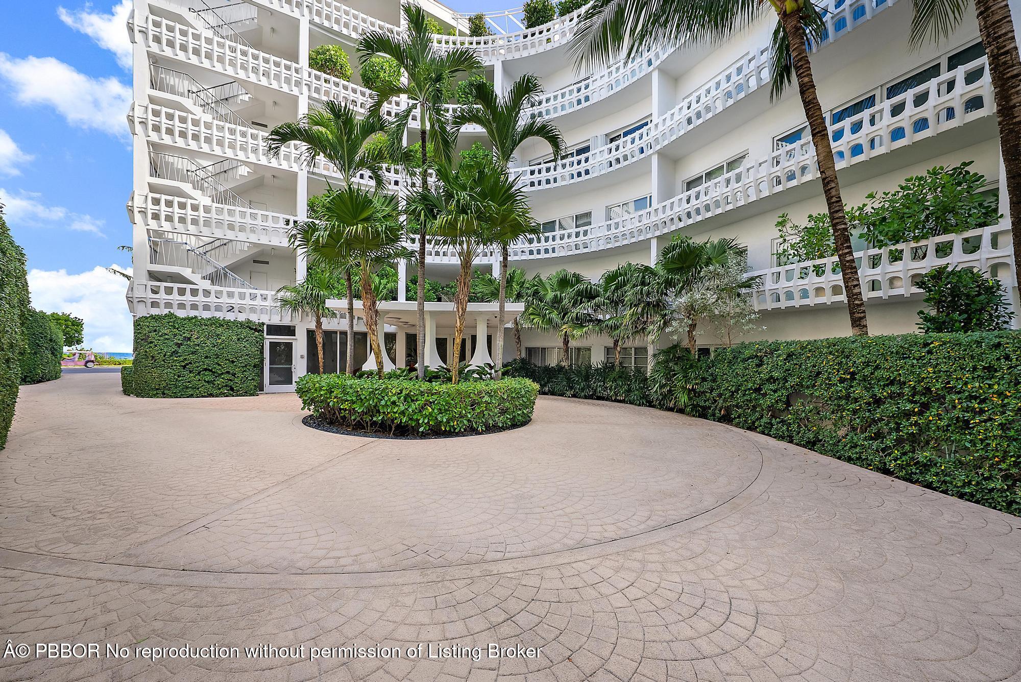 300 S Ocean Boulevard, 2E, Palm Beach Unit: 2E