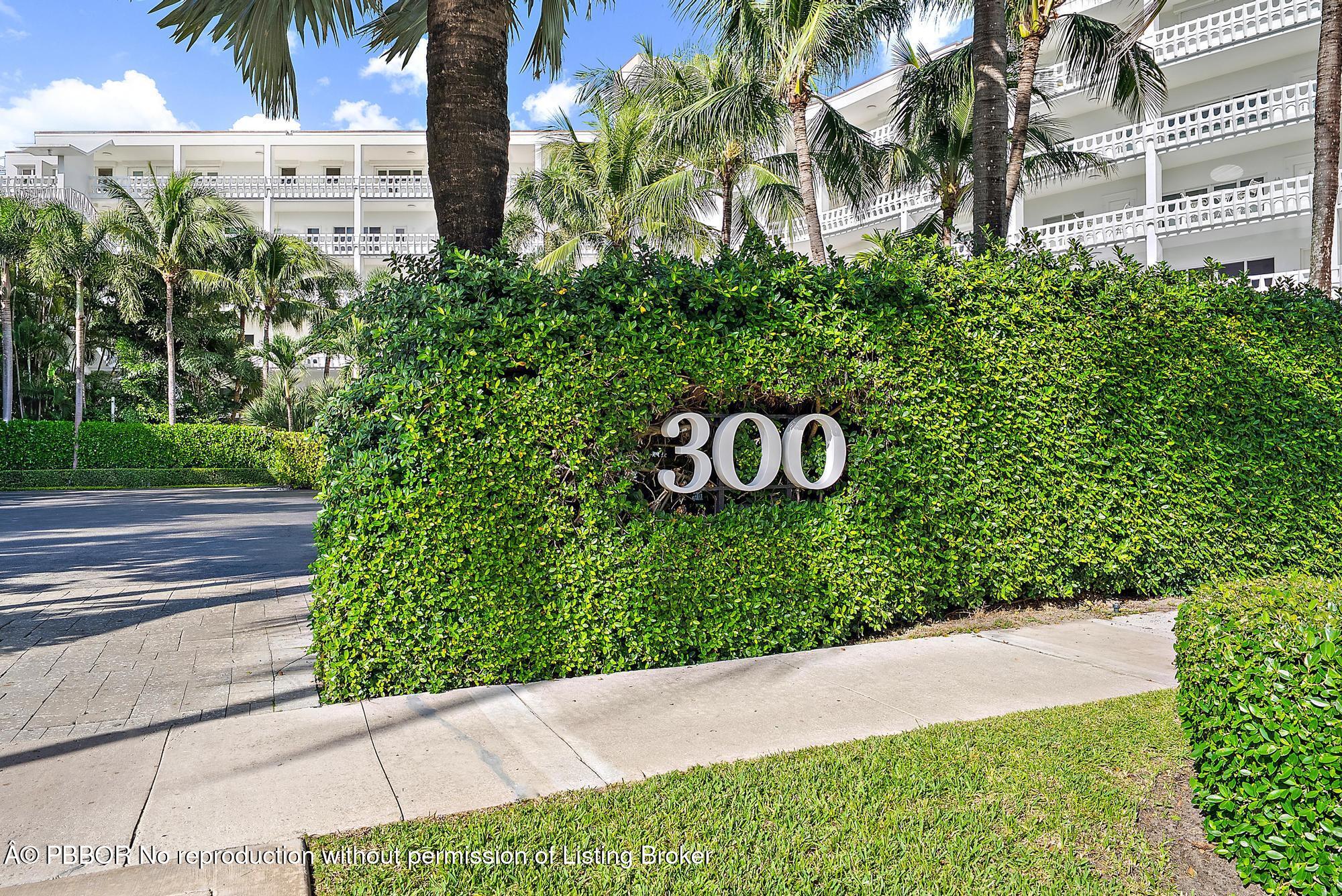 300 S Ocean Boulevard, 2E, Palm Beach Unit: 2E