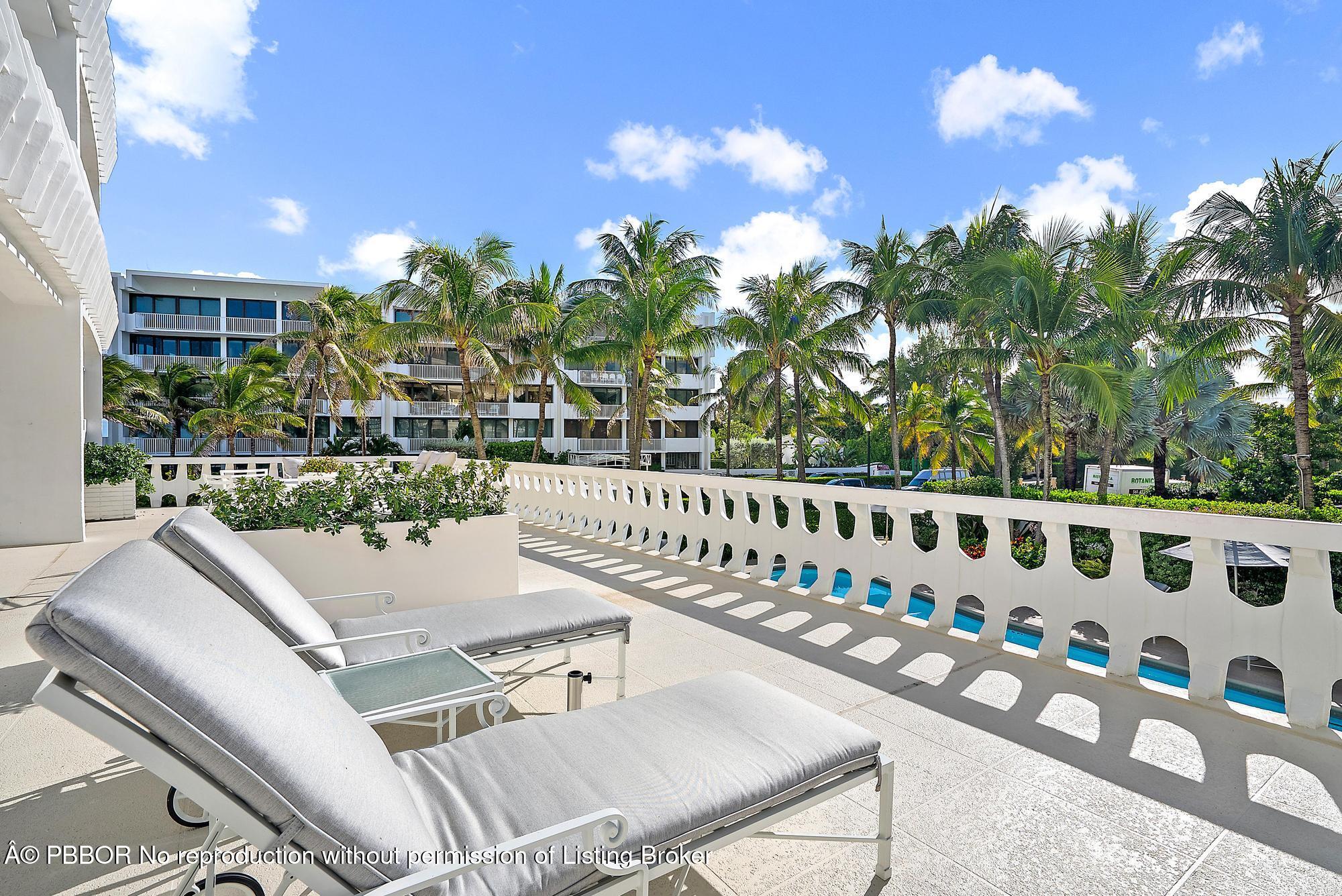 300 S Ocean Boulevard, 2E, Palm Beach Unit: 2E