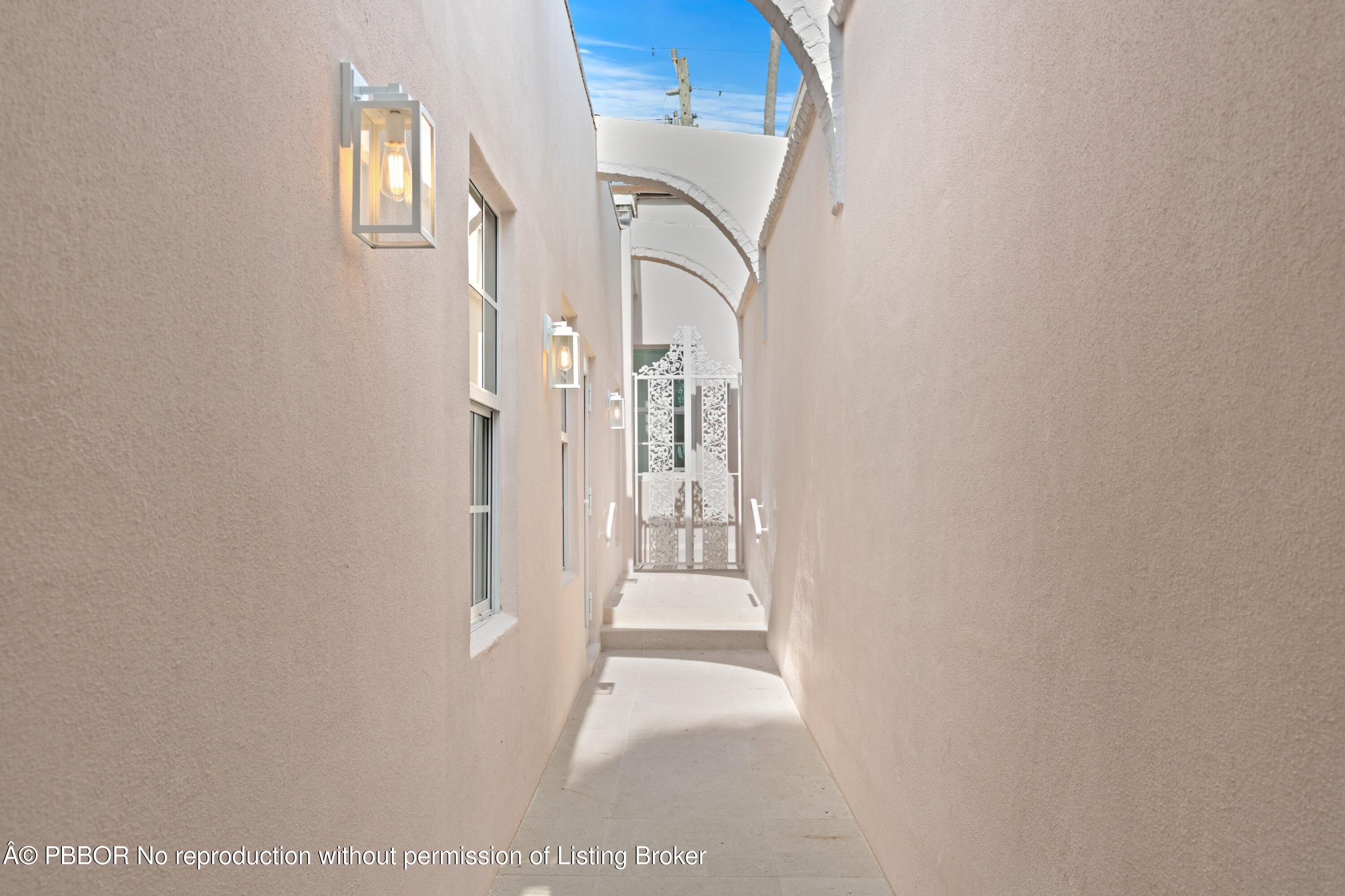 255 Royal Poinciana Way