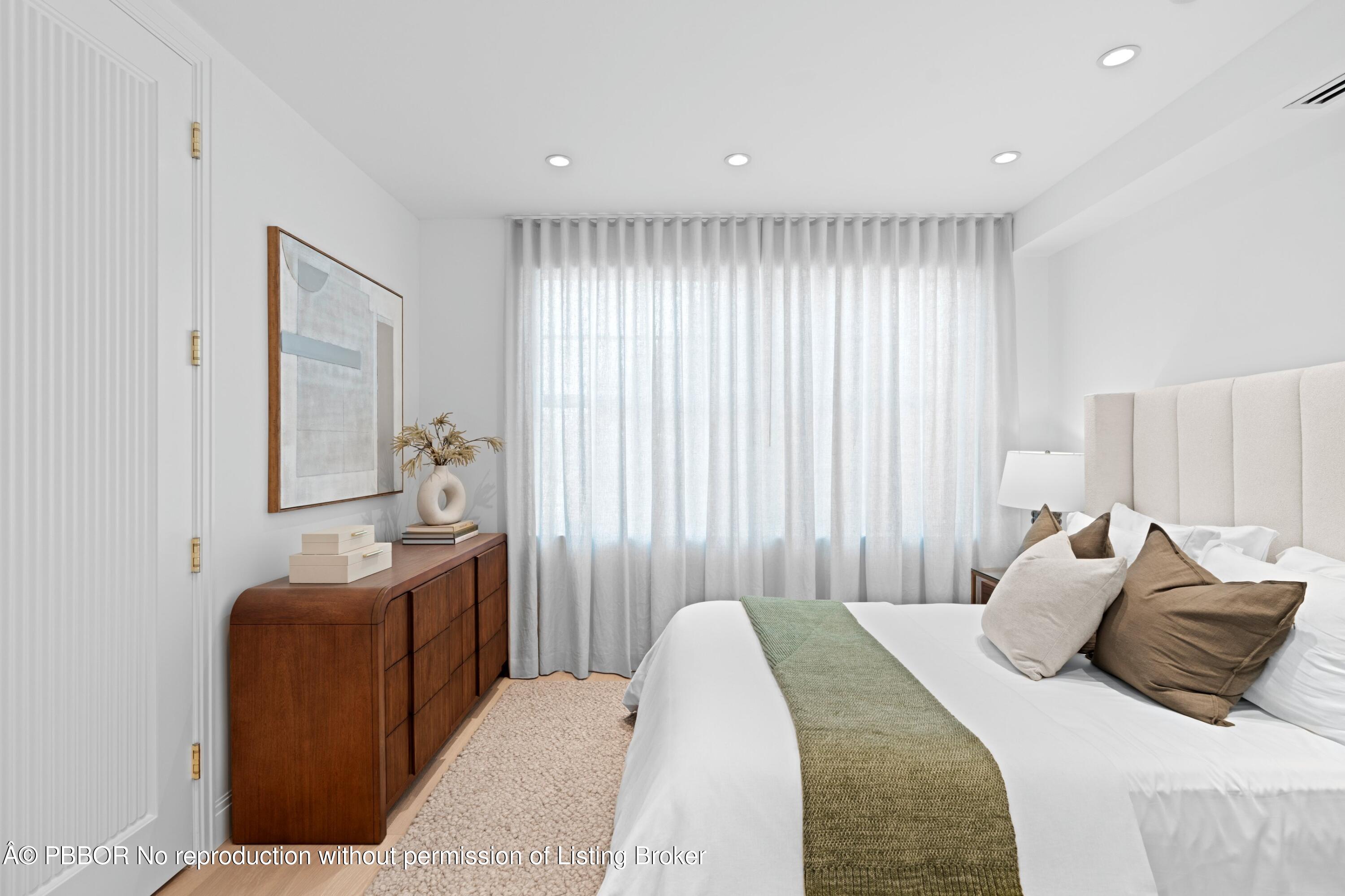 255 Royal Poinciana Way