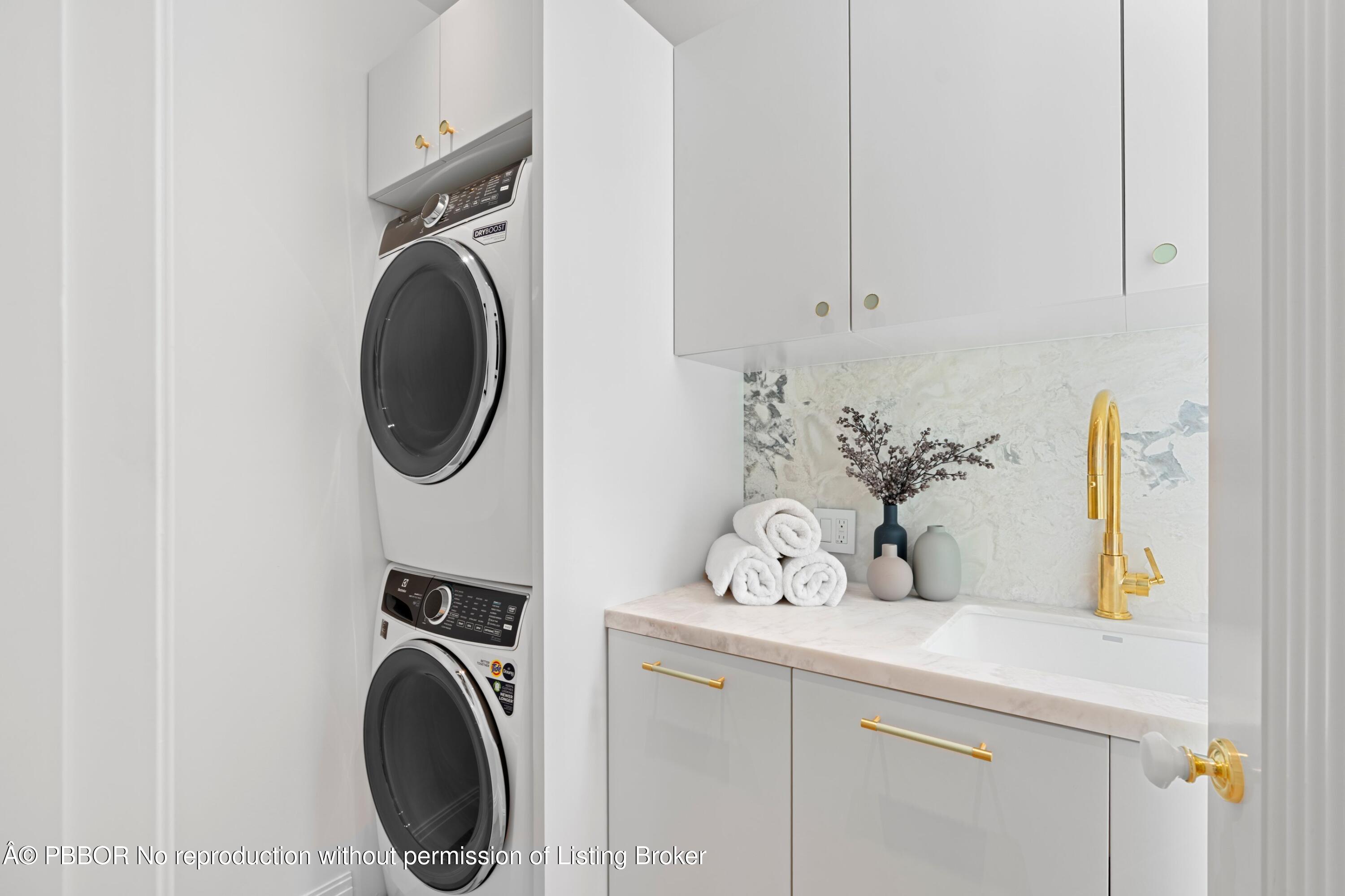 255 Royal Poinciana Way